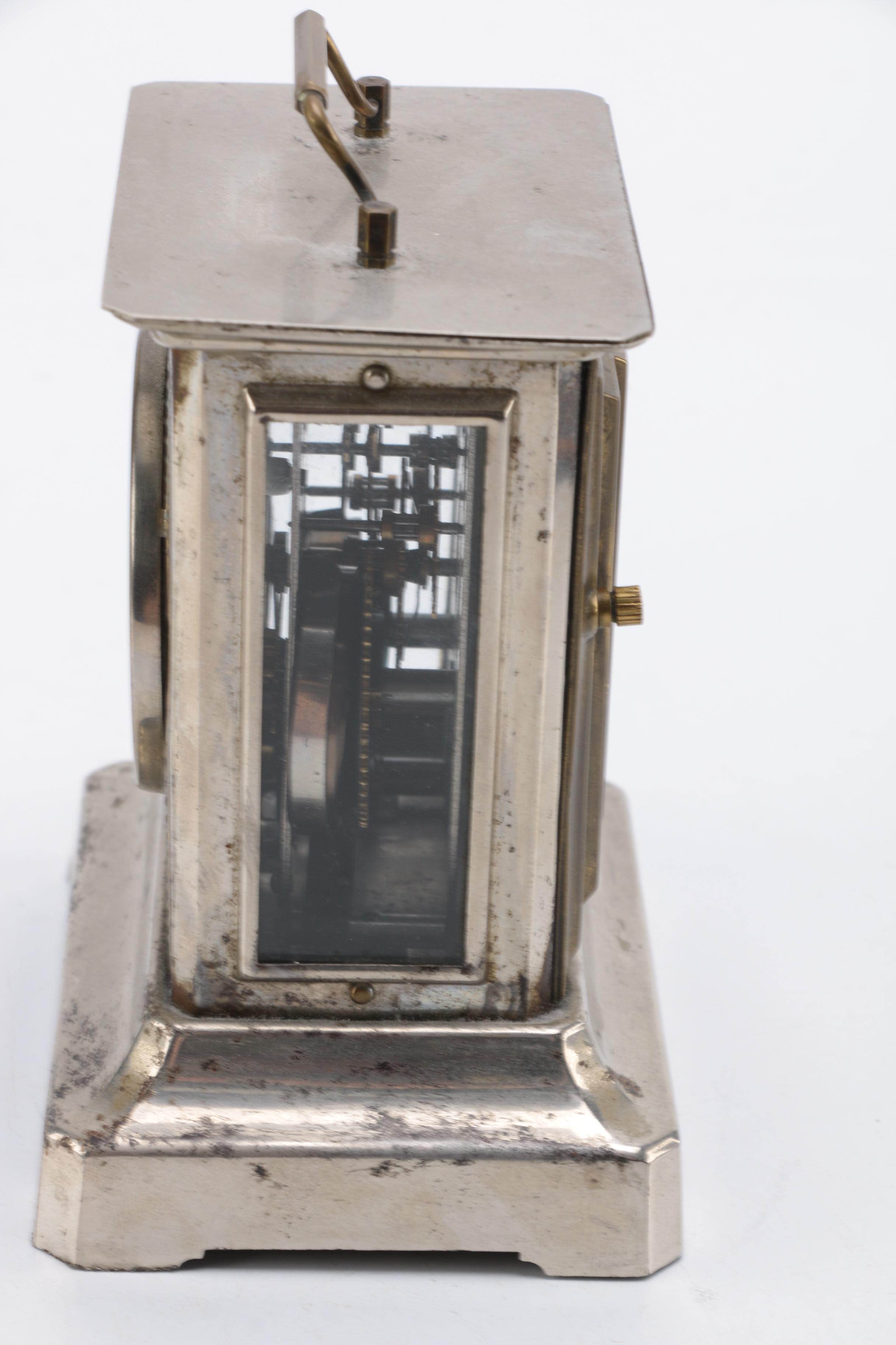Mantel Clocks With Keys
