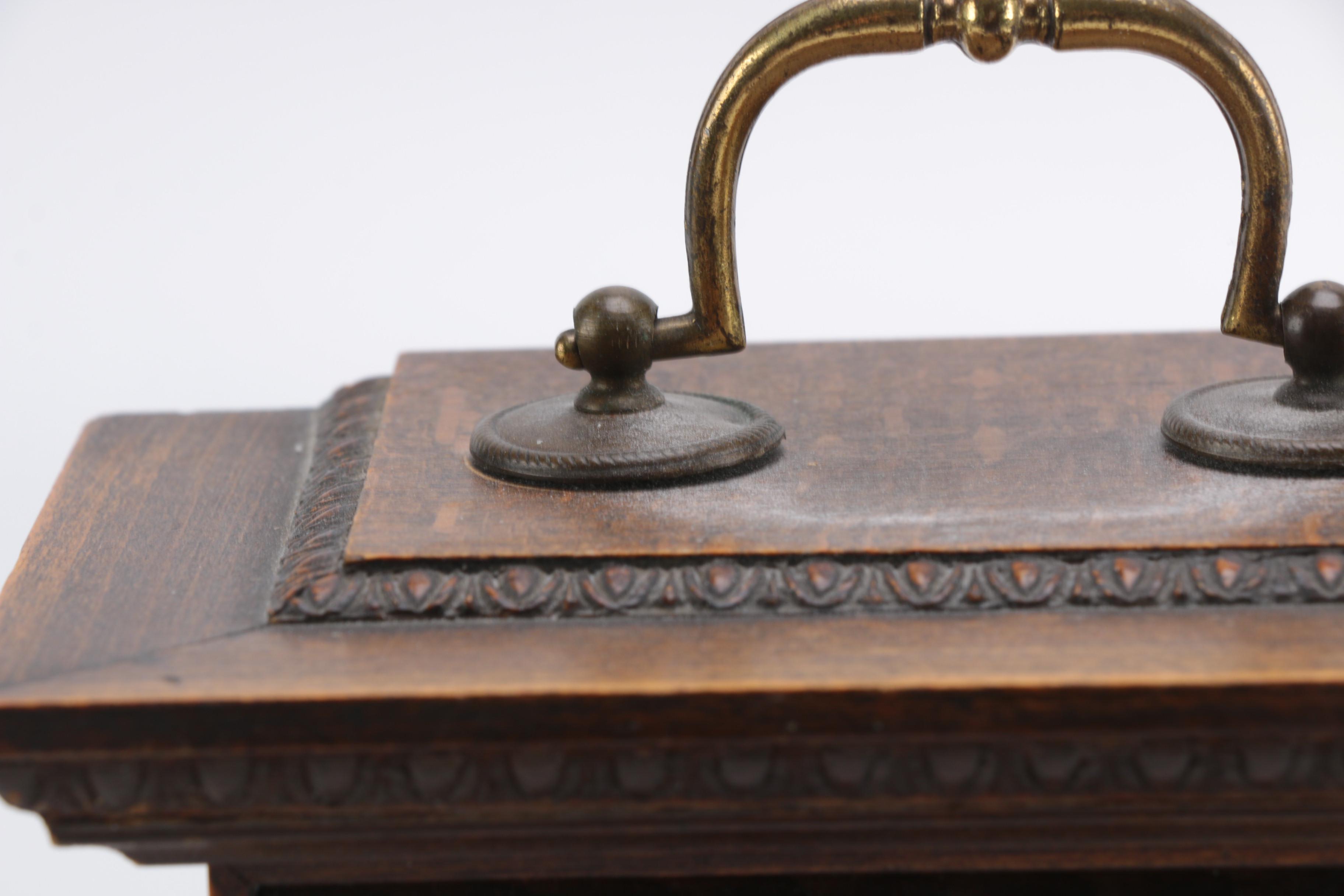 Mantel Clocks With Keys