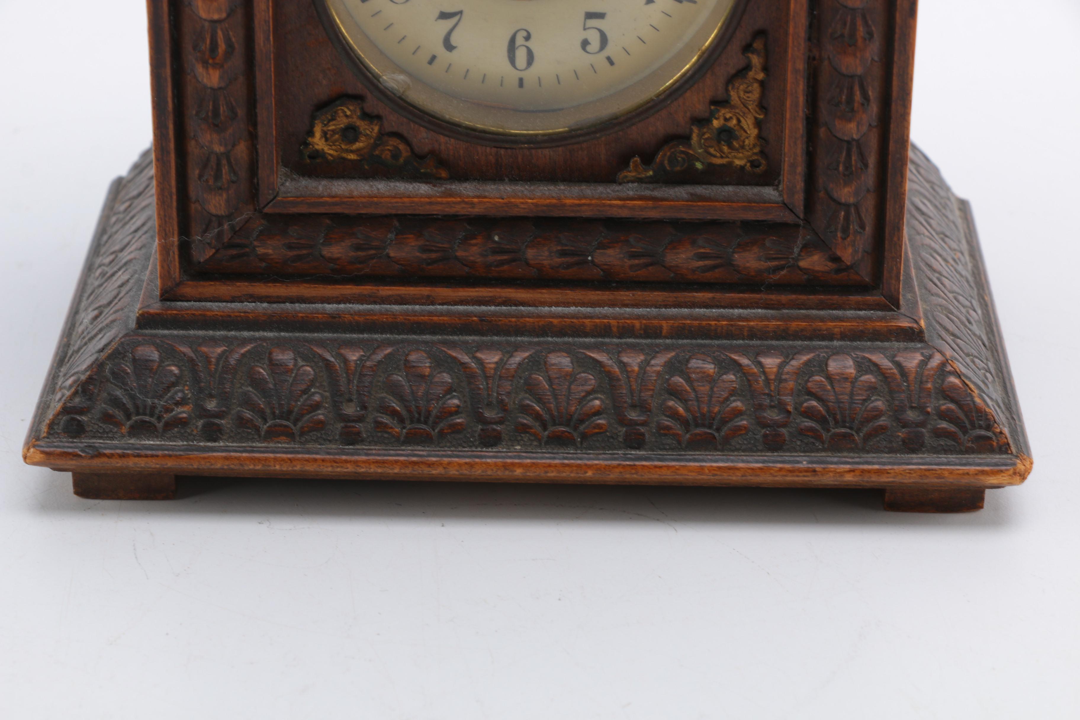 Mantel Clocks With Keys