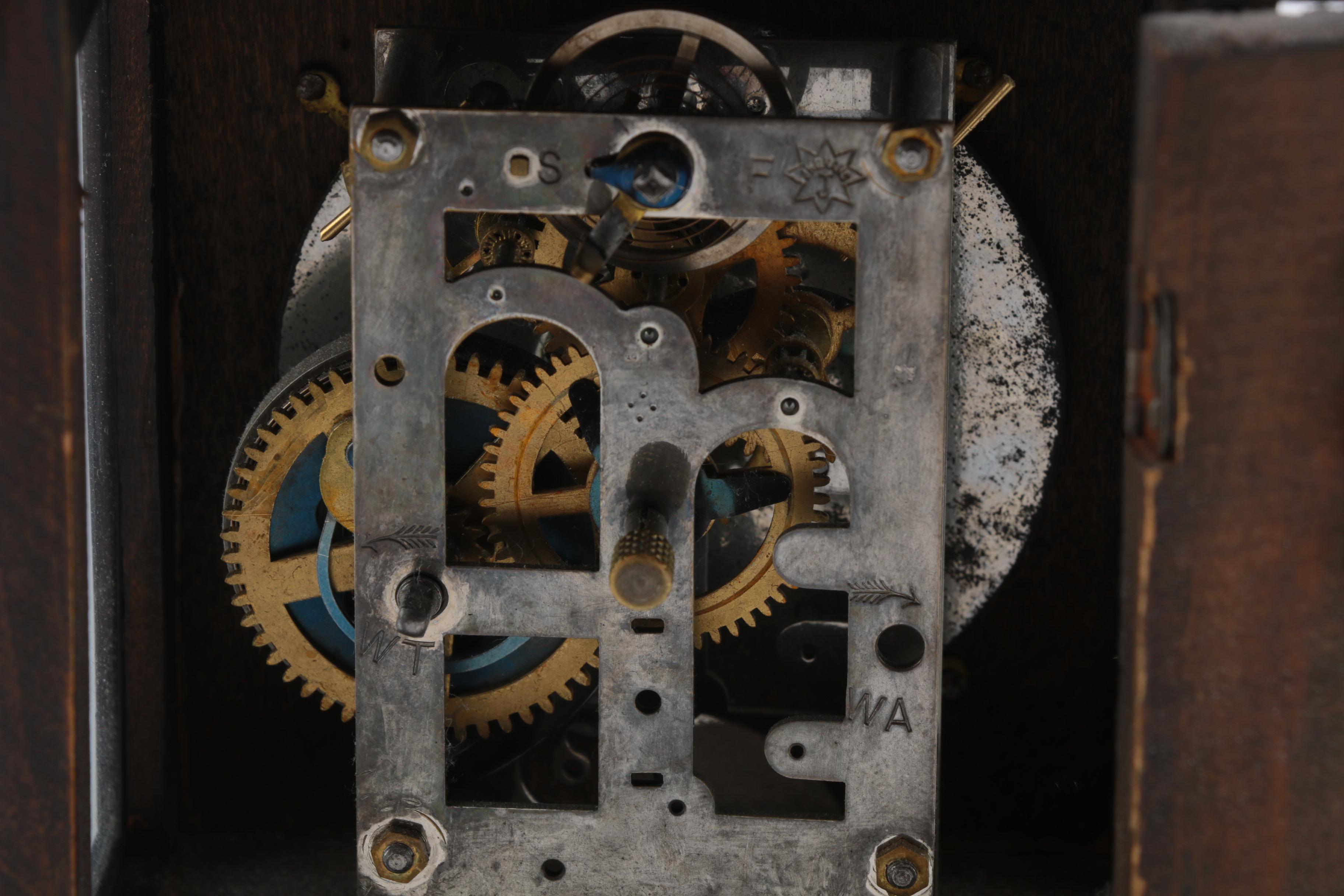 Mantel Clocks With Keys