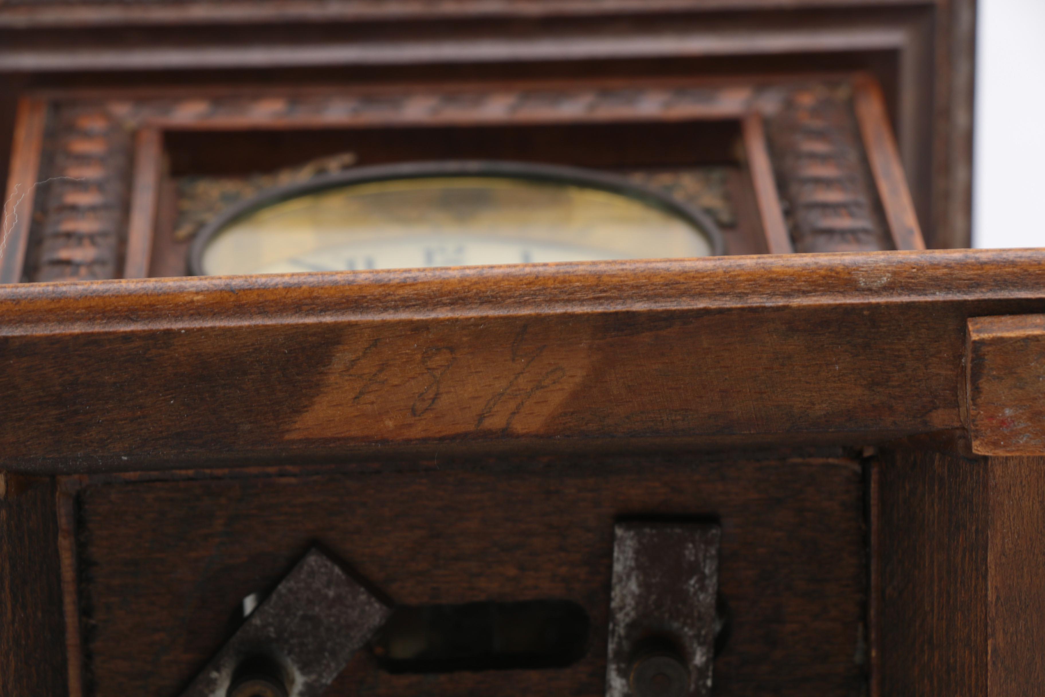 Mantel Clocks With Keys