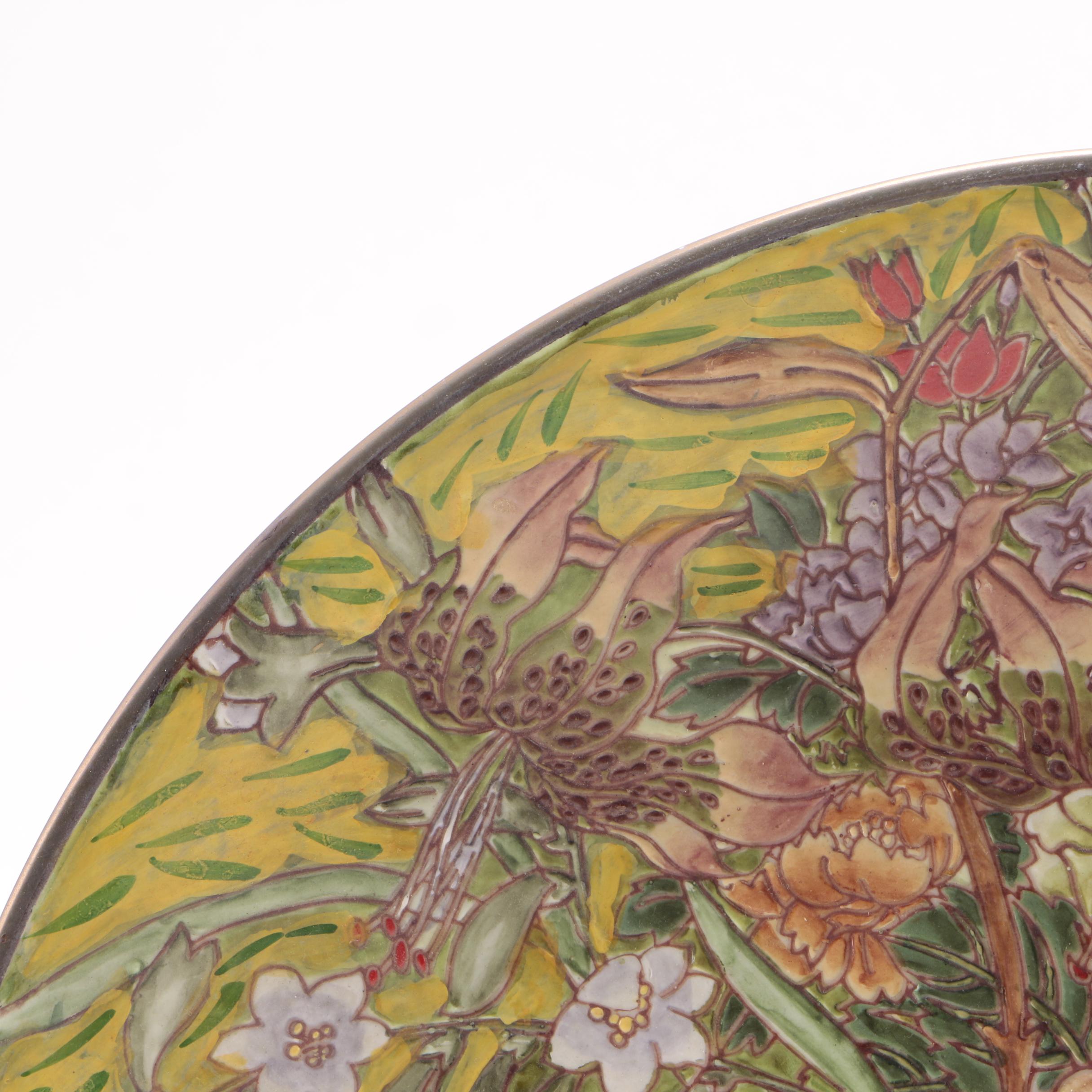 Decorative Porcelain Floral Plate With Stand