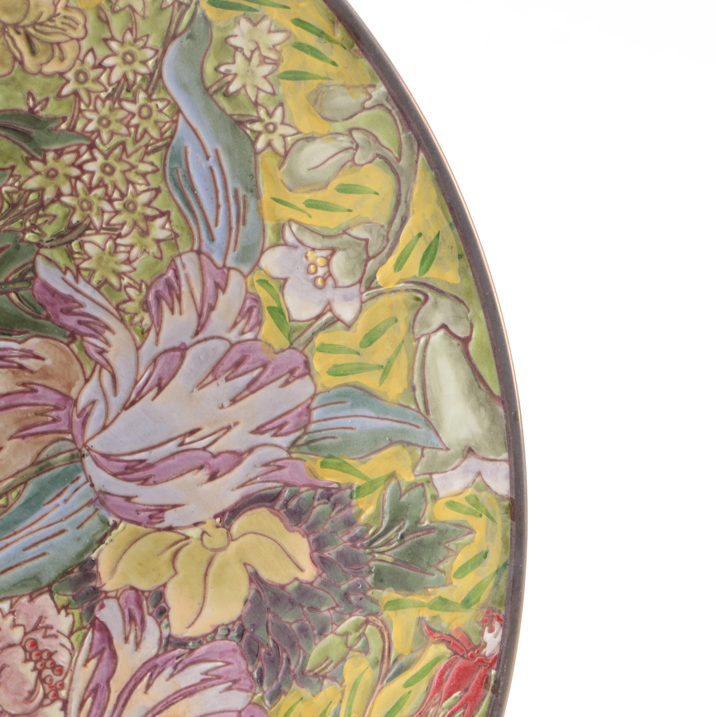 Decorative Porcelain Floral Plate With Stand