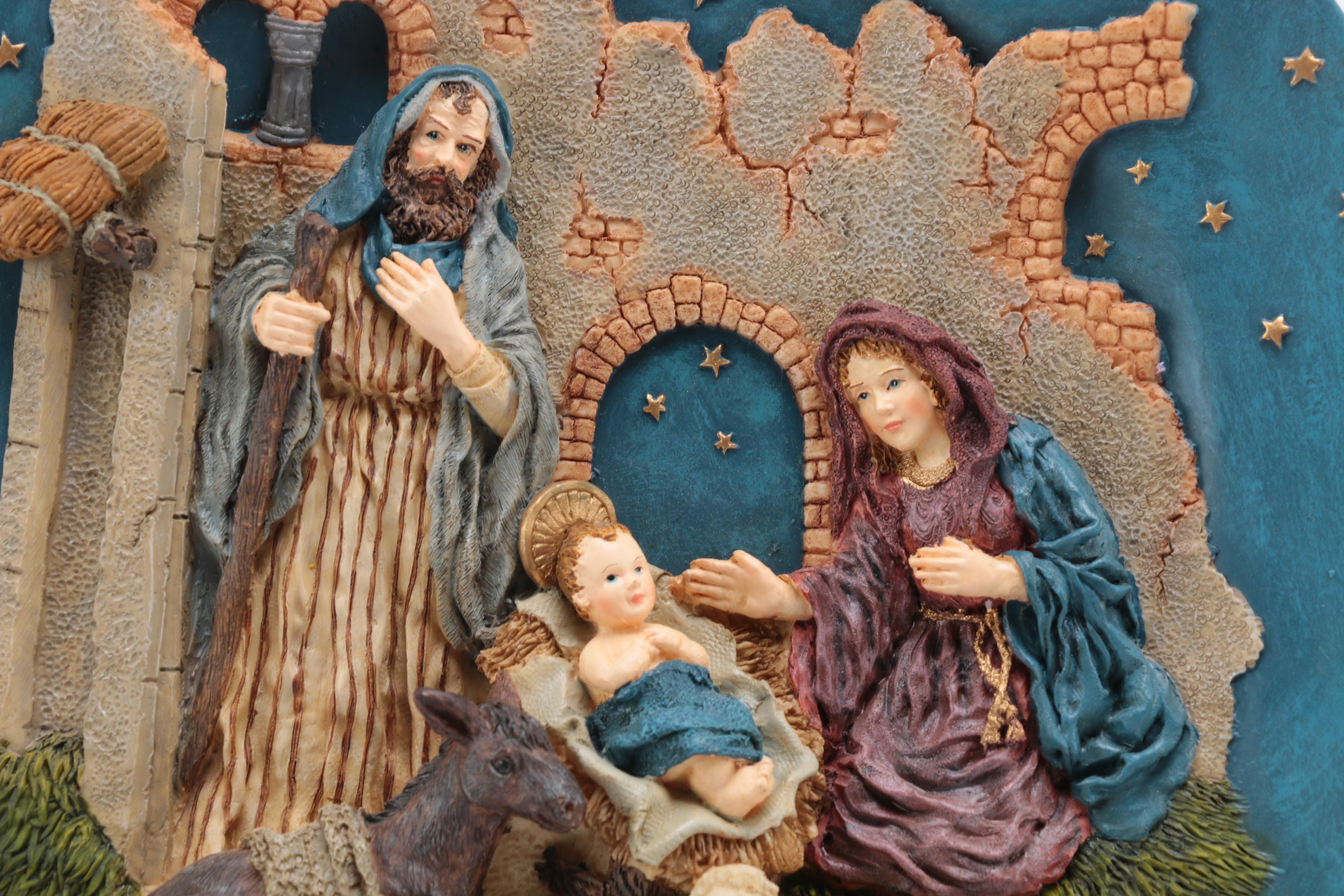Nativity Scene Display Plate