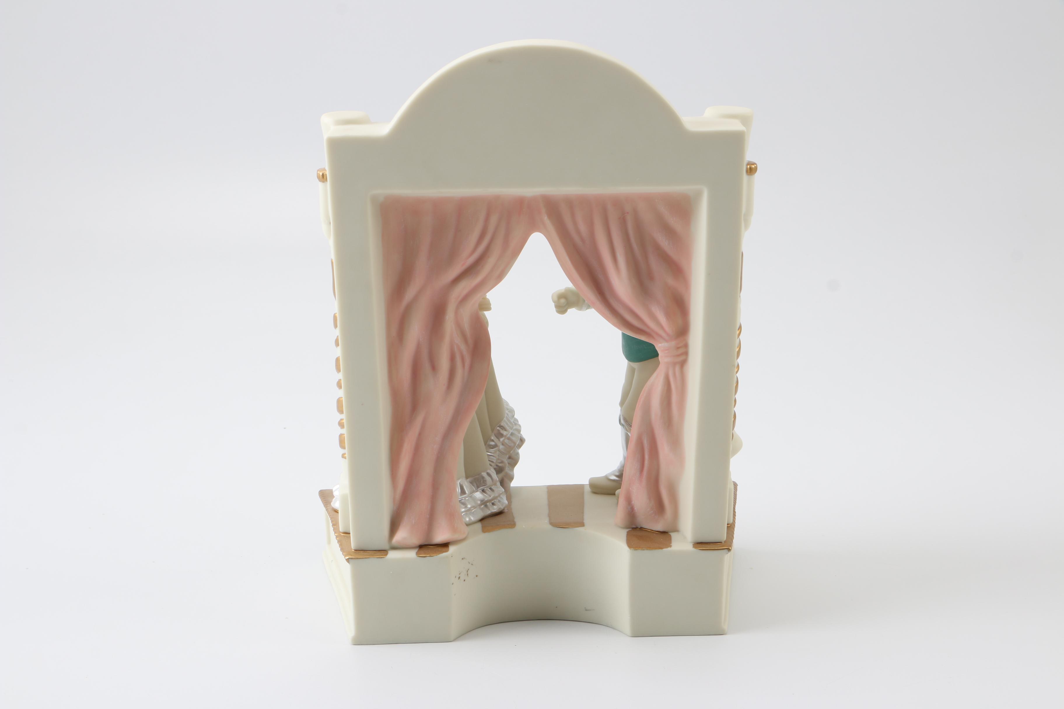 Snowbabies Figurines Including "Up Into the Stars"