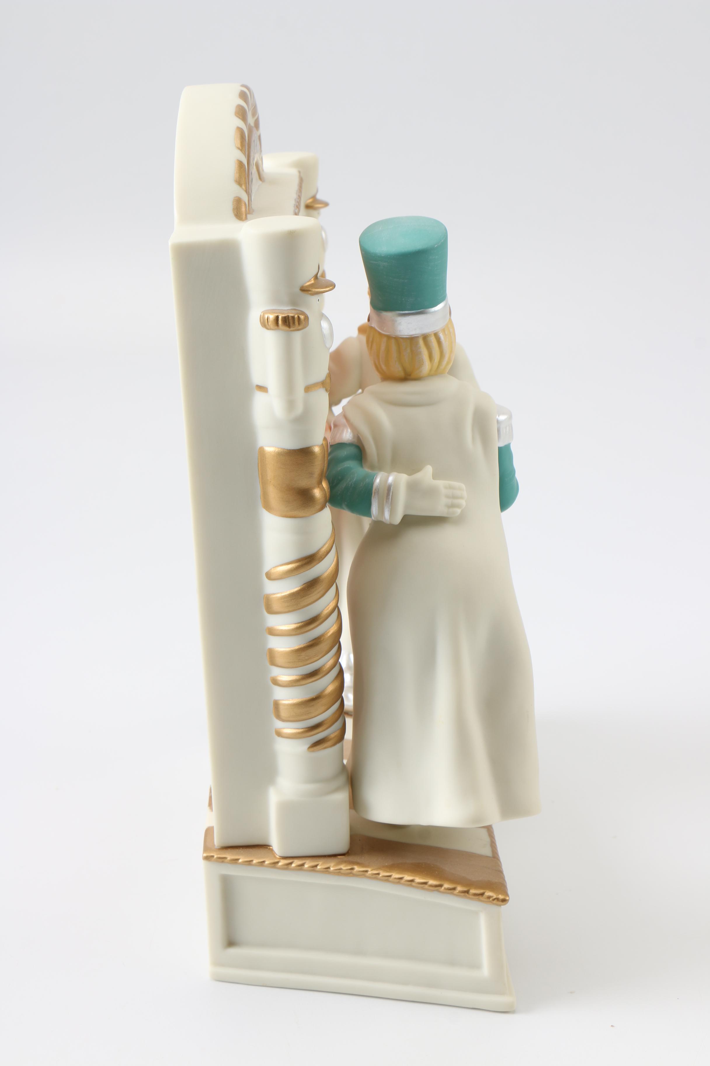 Snowbabies Figurines Including "Up Into the Stars"