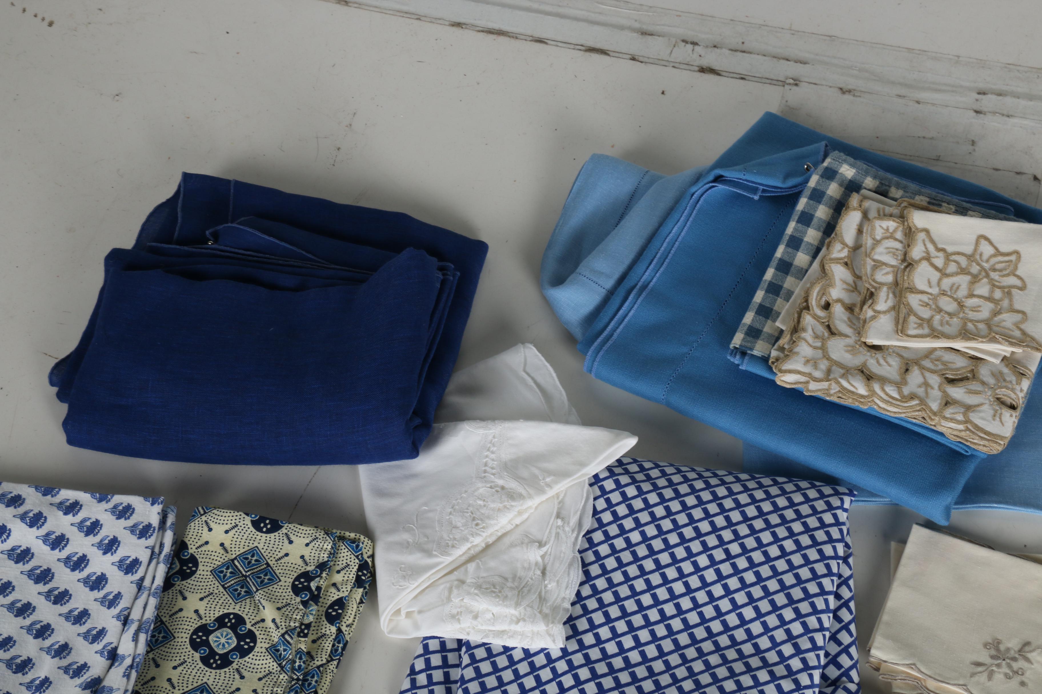 Assortment of Vintage Linens