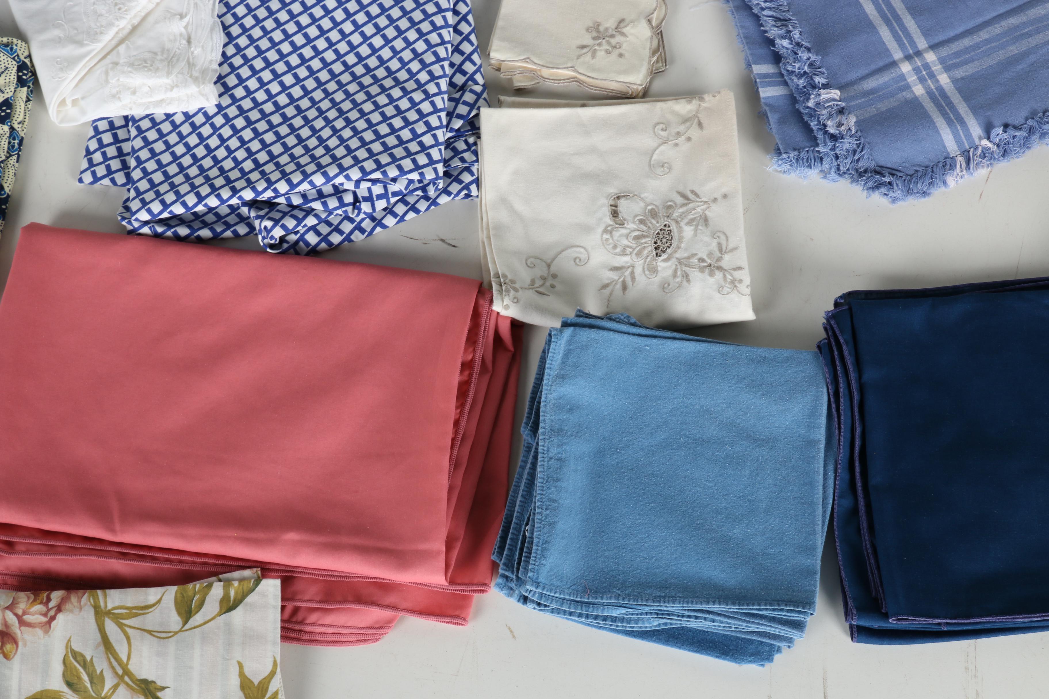 Assortment of Vintage Linens