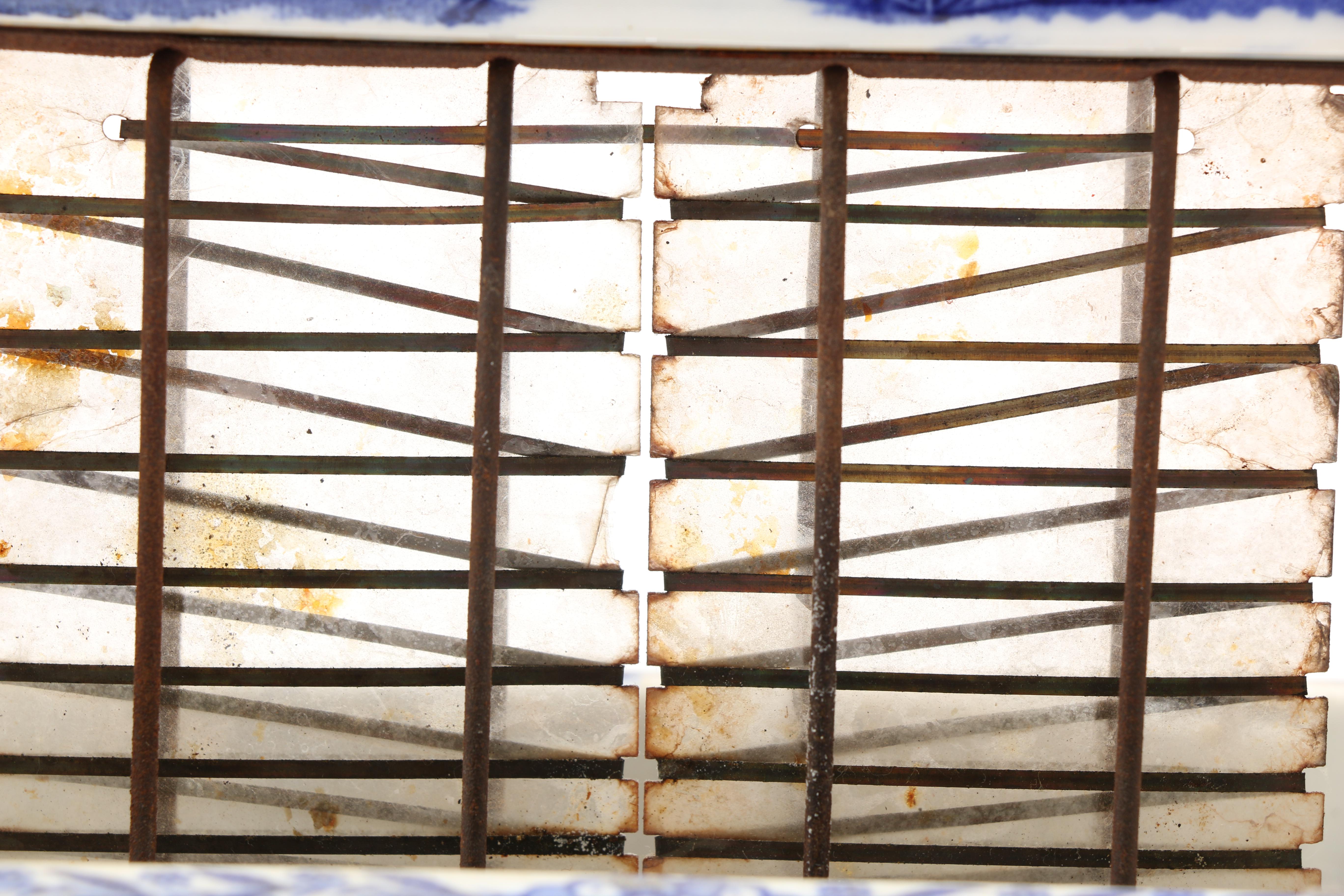 Vintage "Blue Willow" Toastrite Electric Toaster