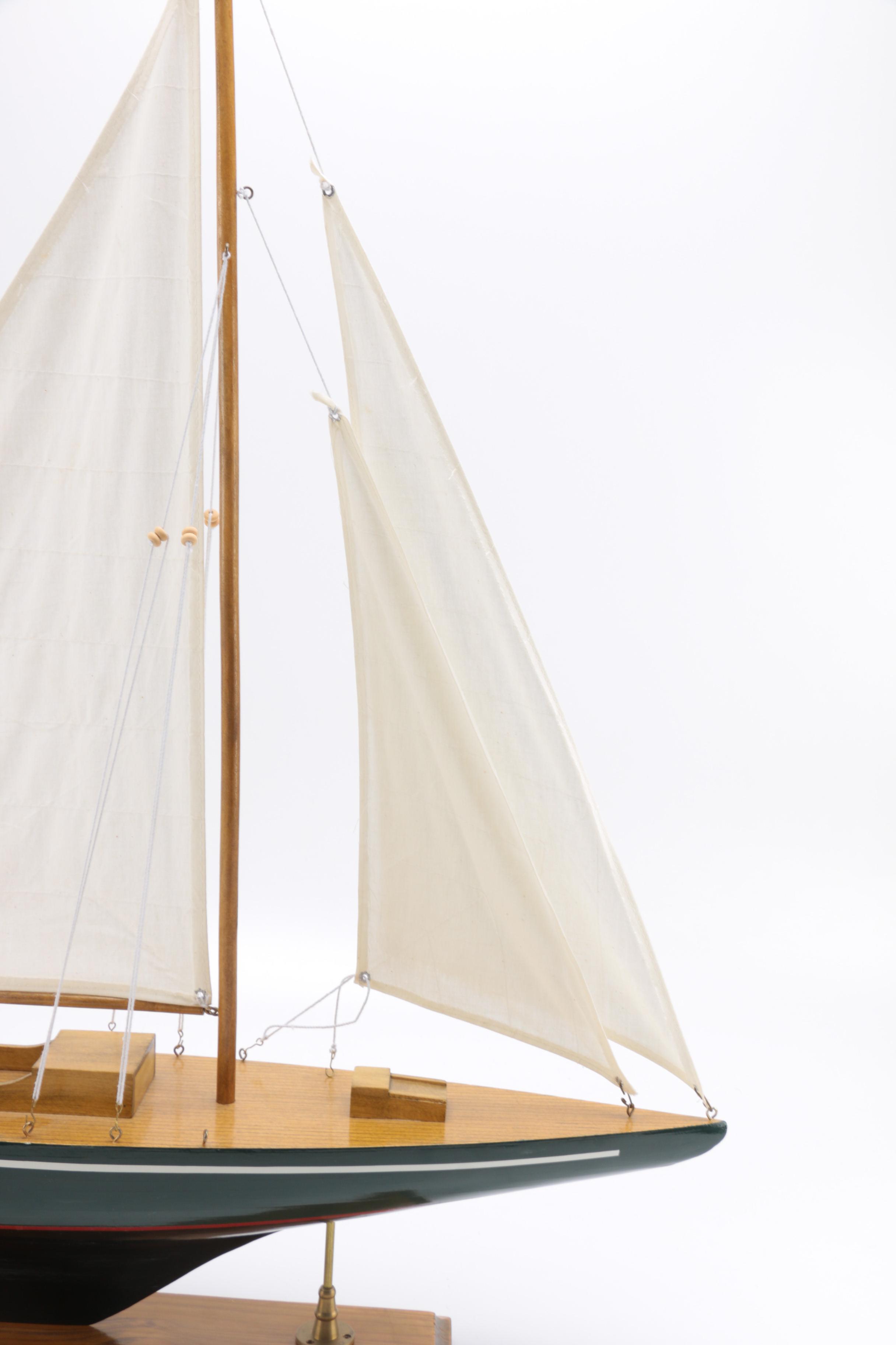 Wooden Sailboat Model Décor