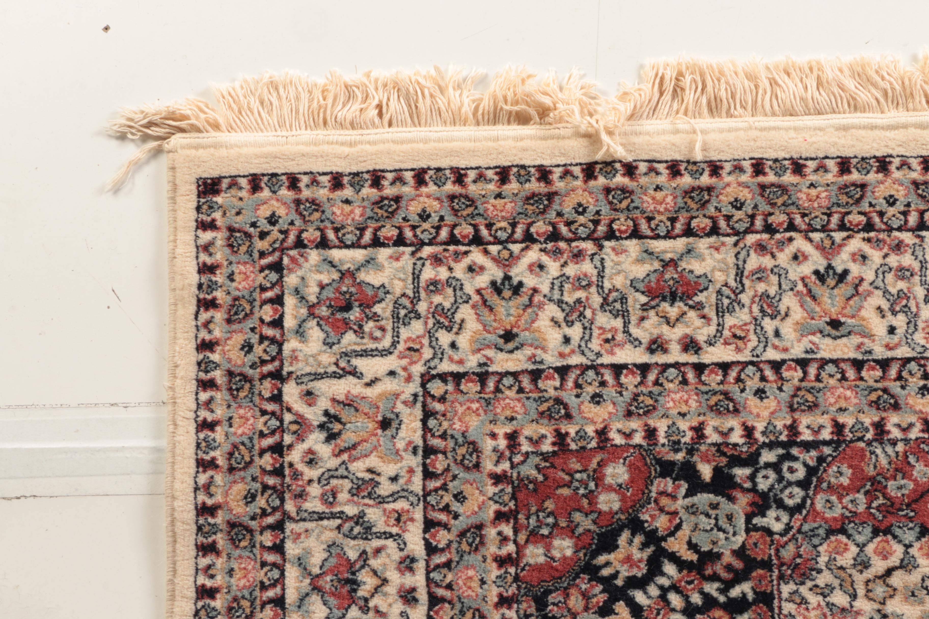 Machine Made Persian Style Area Rug