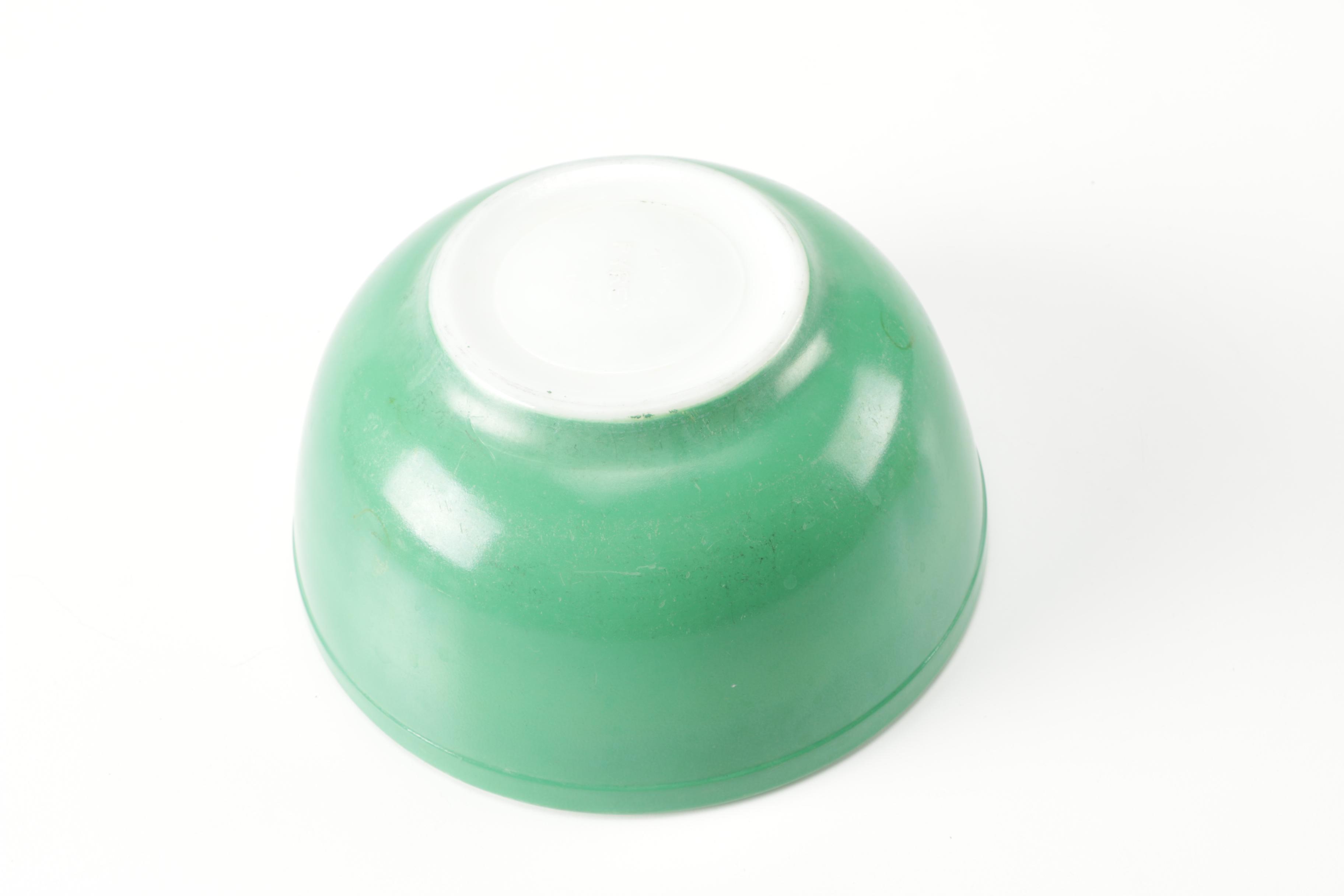 Vintage Pyrex Green Glass Mixing Bowls