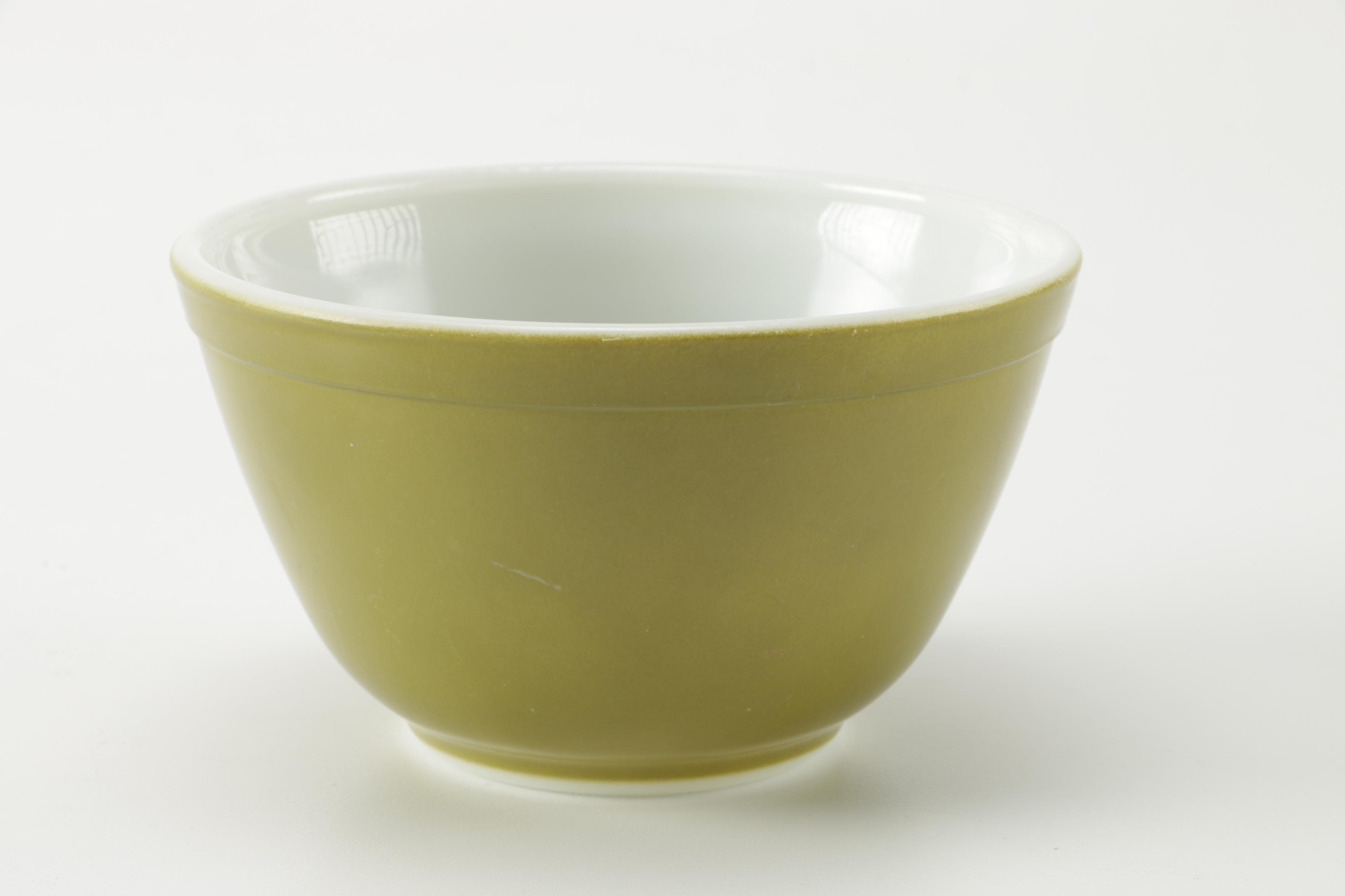 Vintage Pyrex Green Glass Mixing Bowls