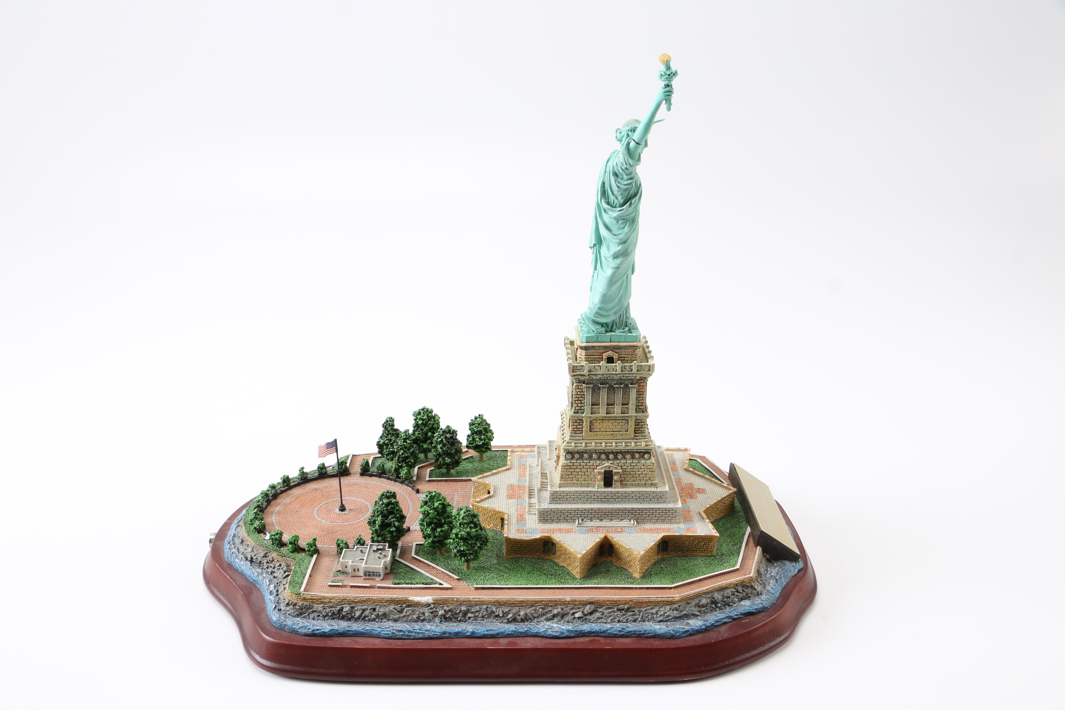 Statue of Liberty and Twin Tower Scale Models