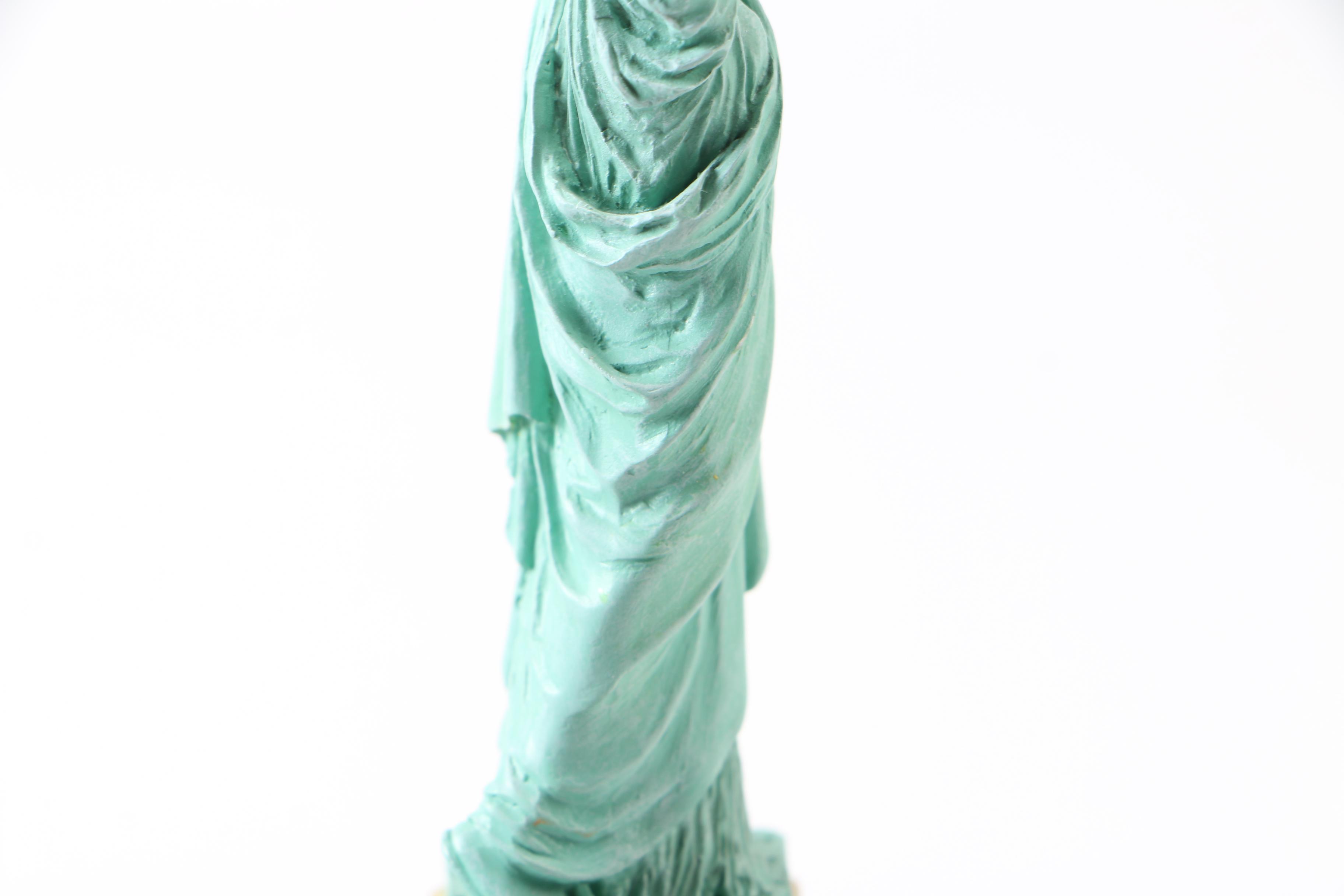 Statue of Liberty and Twin Tower Scale Models