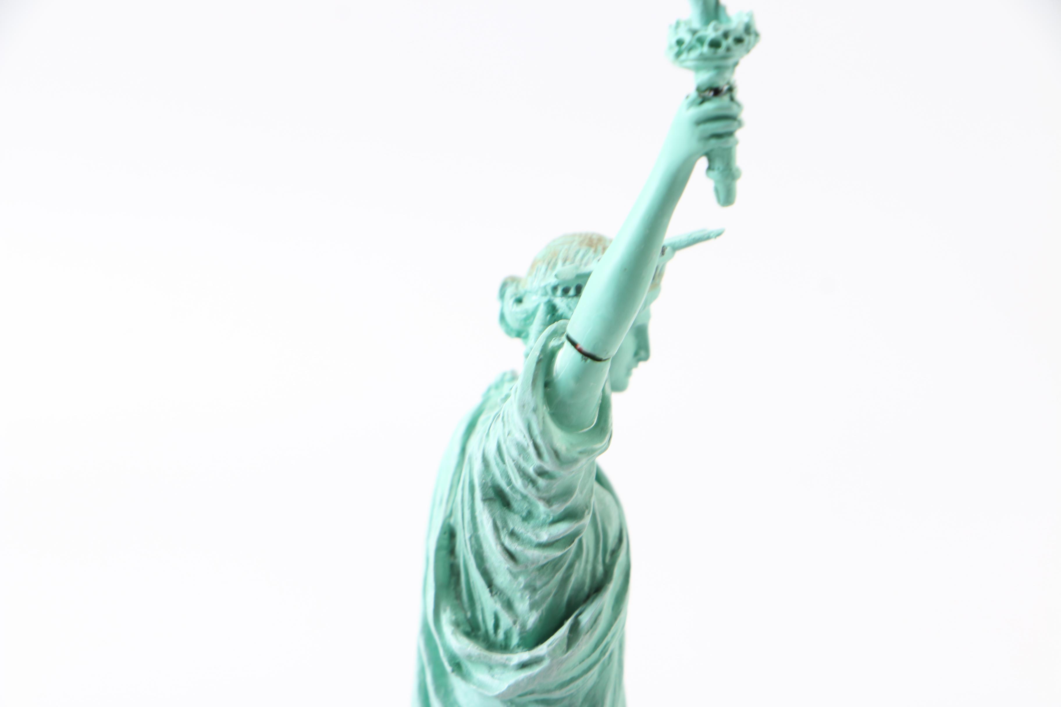 Statue of Liberty and Twin Tower Scale Models