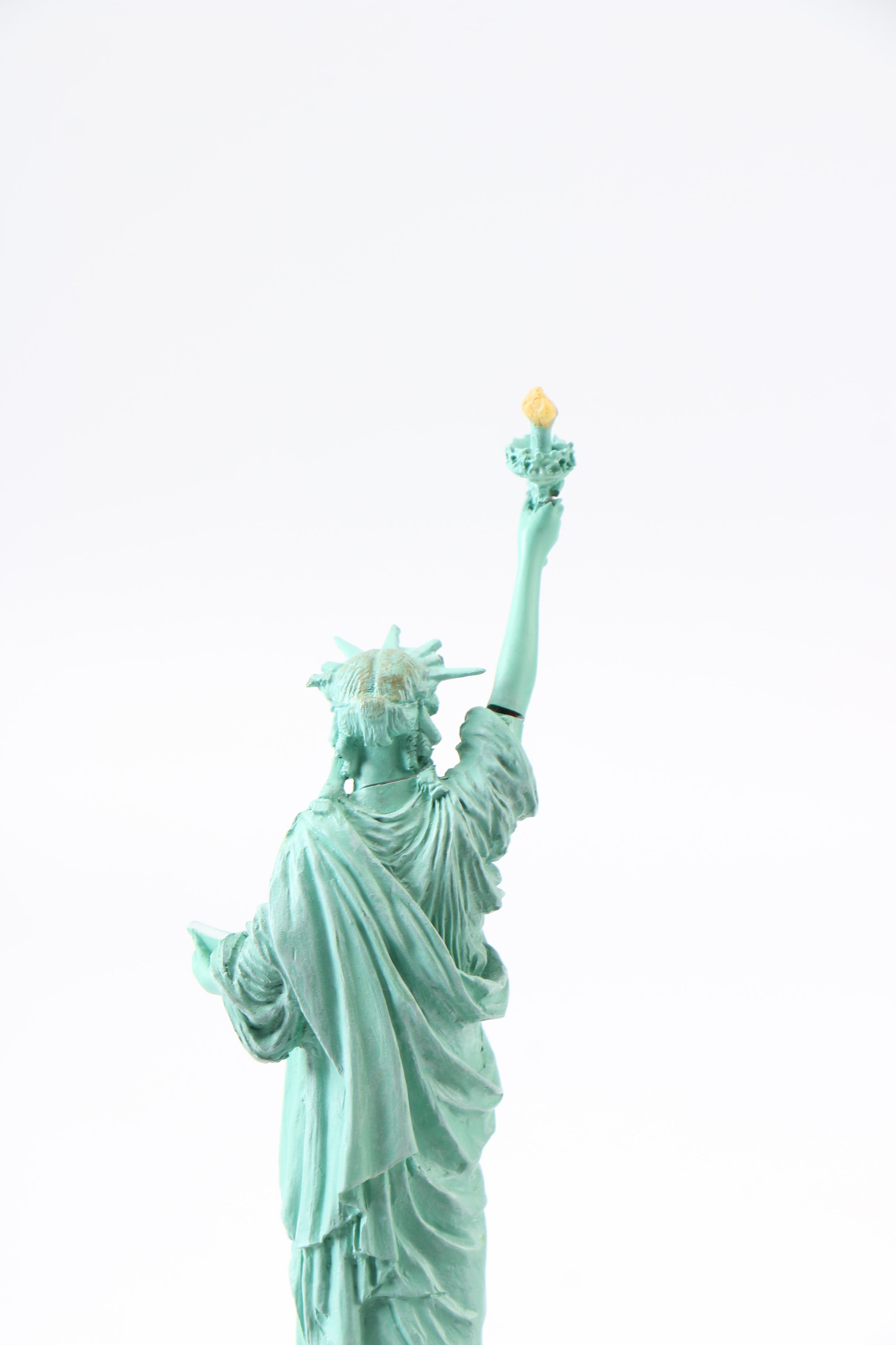 Statue of Liberty and Twin Tower Scale Models