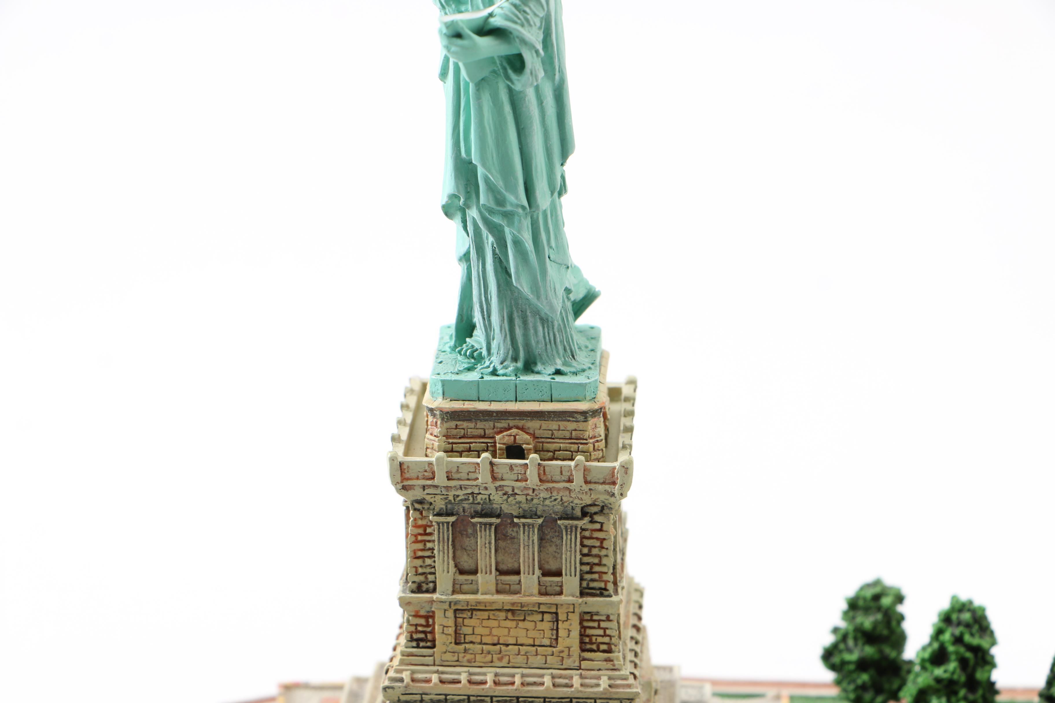 Statue of Liberty and Twin Tower Scale Models