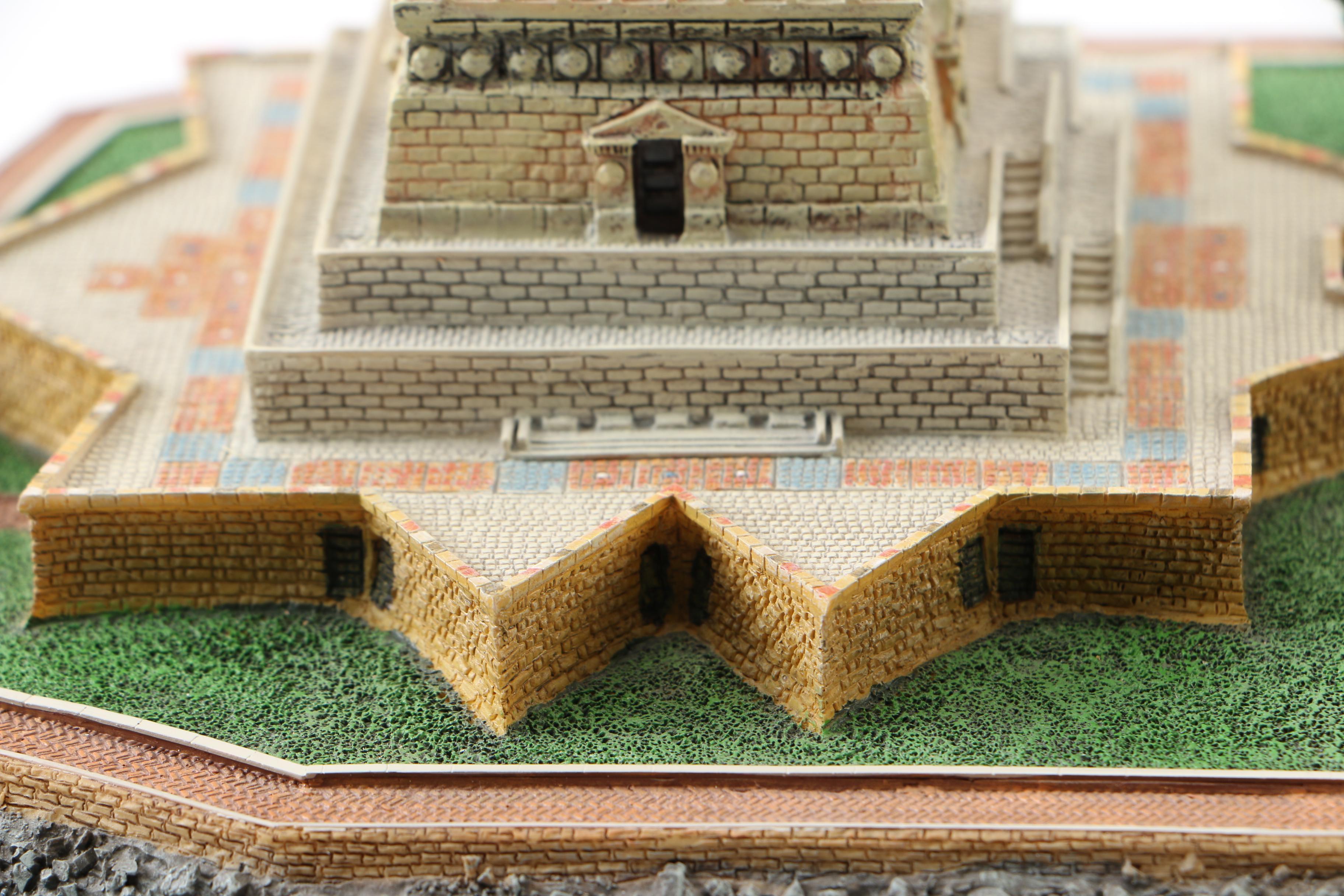 Statue of Liberty and Twin Tower Scale Models
