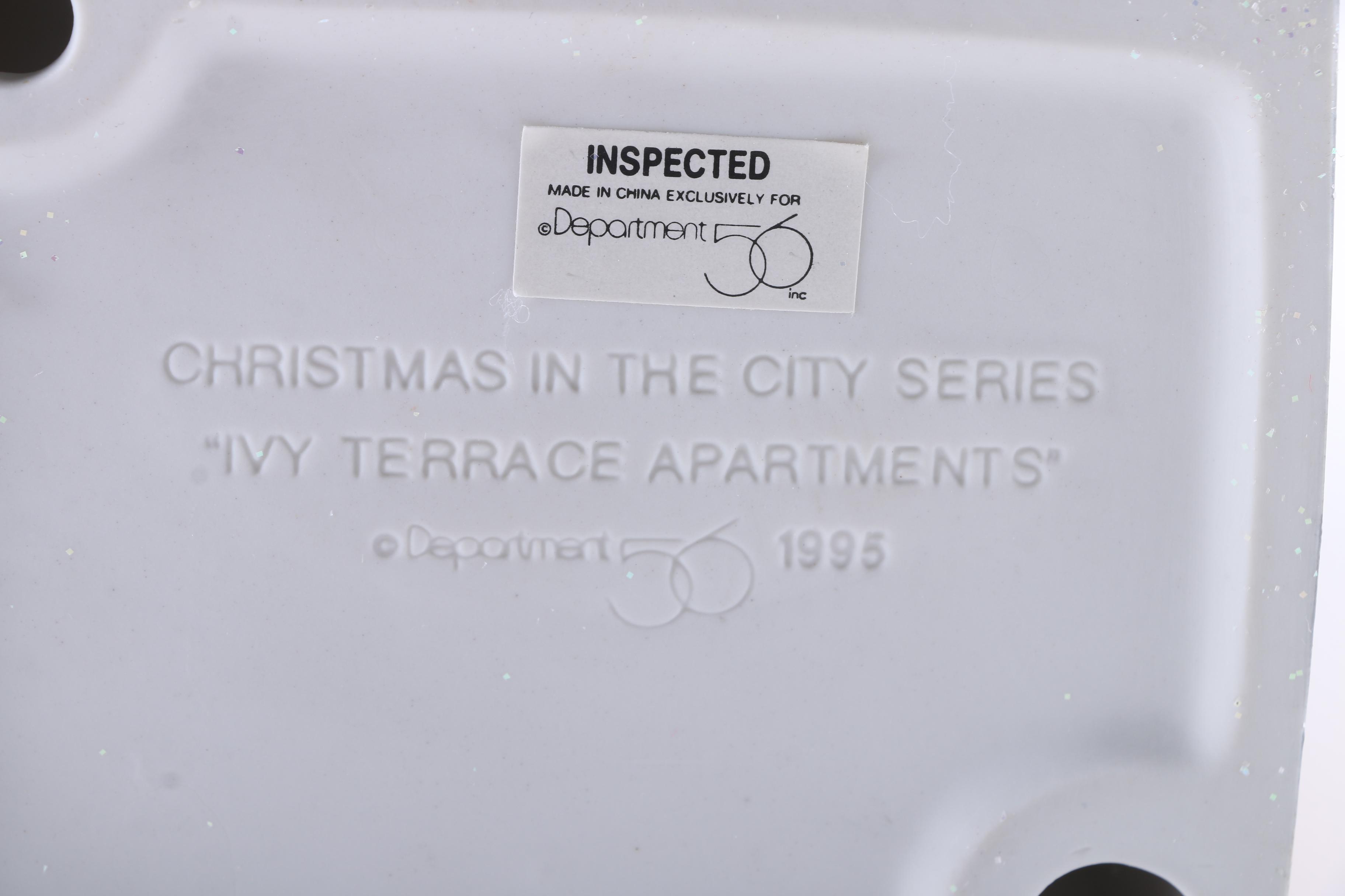 Heritage Village Christmas Set