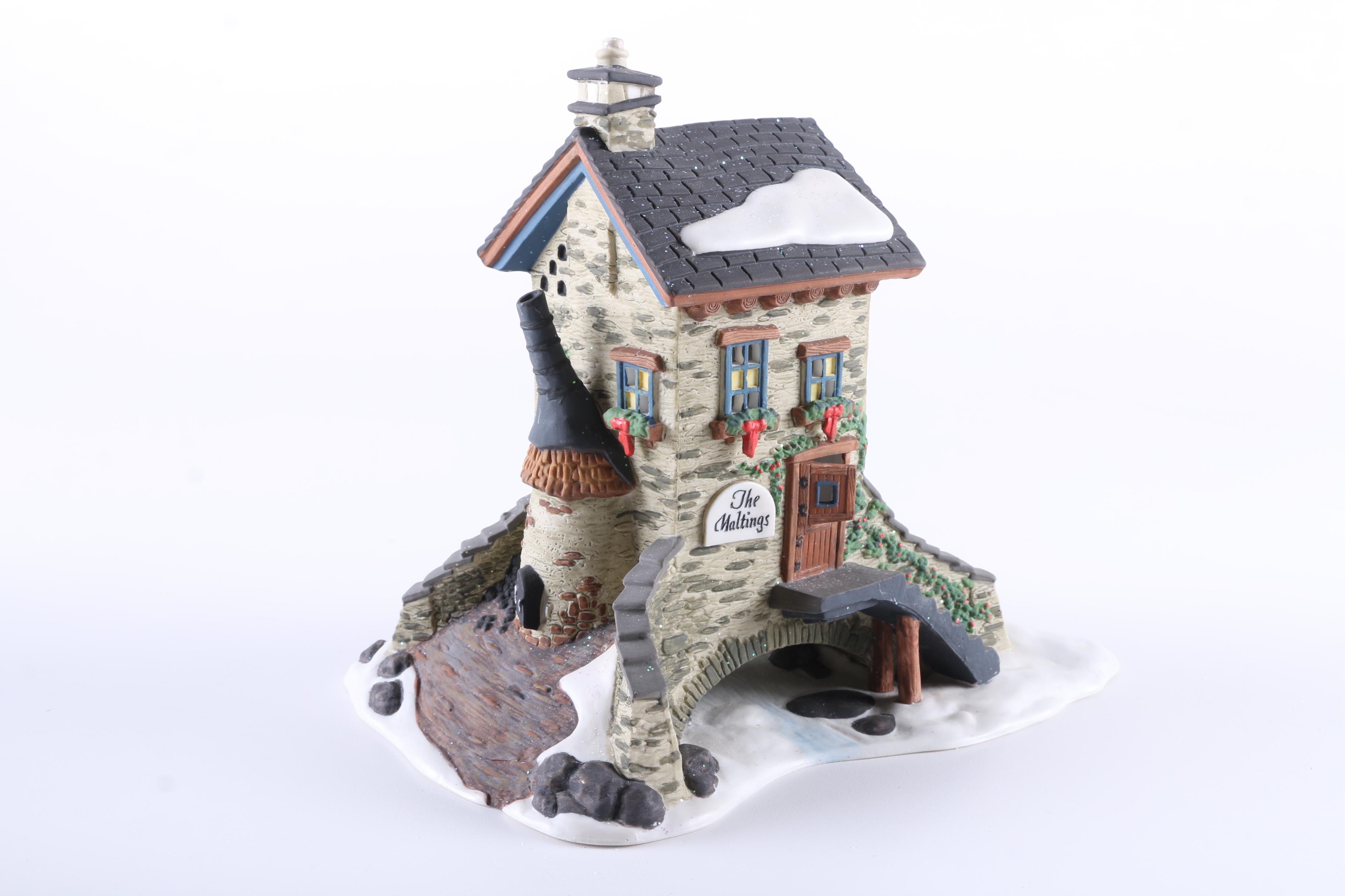 Heritage Village Christmas Set