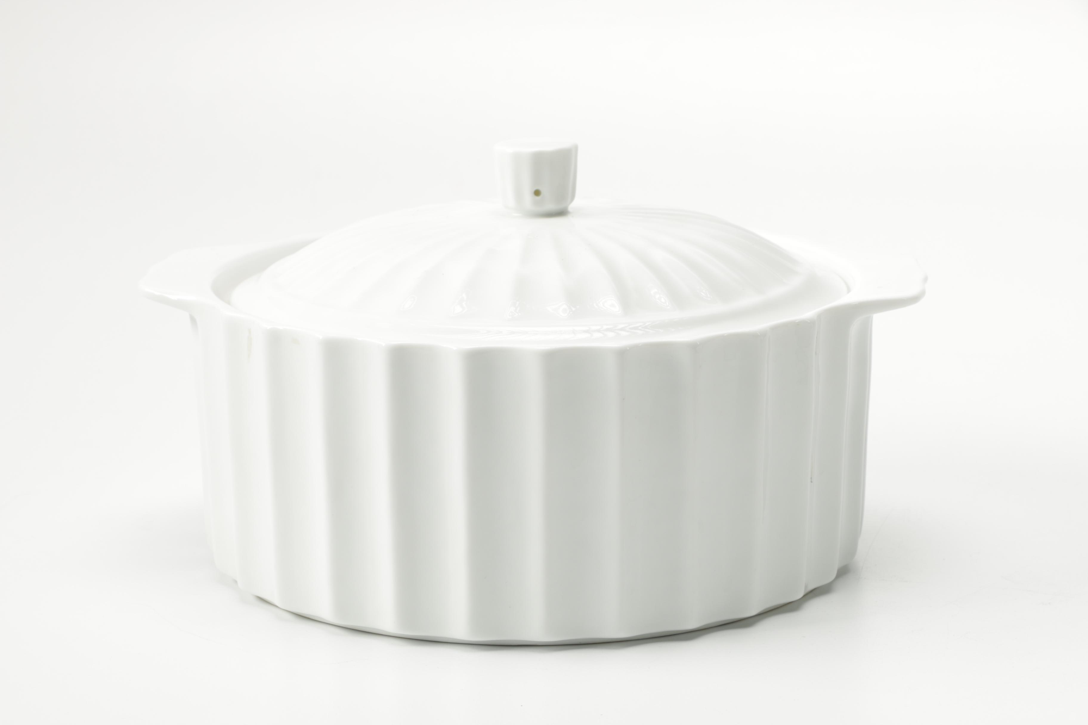 White Lidded Casserole Dishes