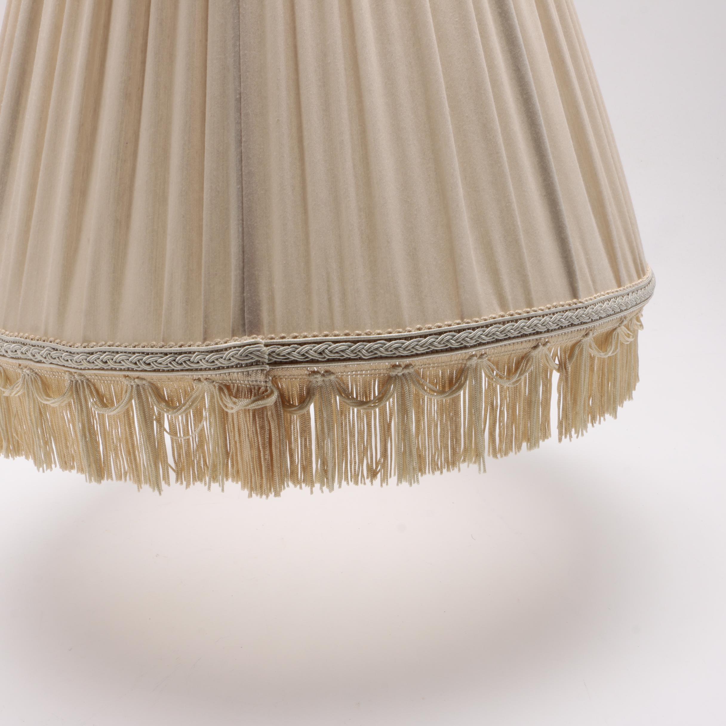 Neoclassical Ceramic Table Lamp