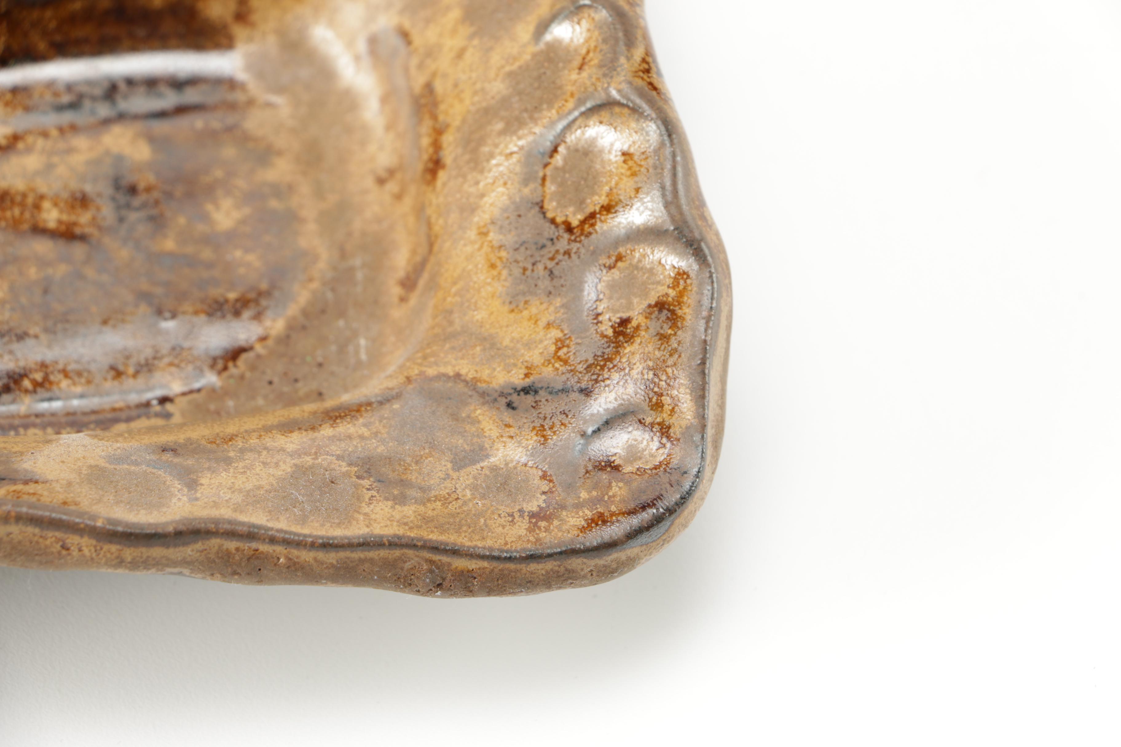 Pottery Tableware Featuring Takahashi