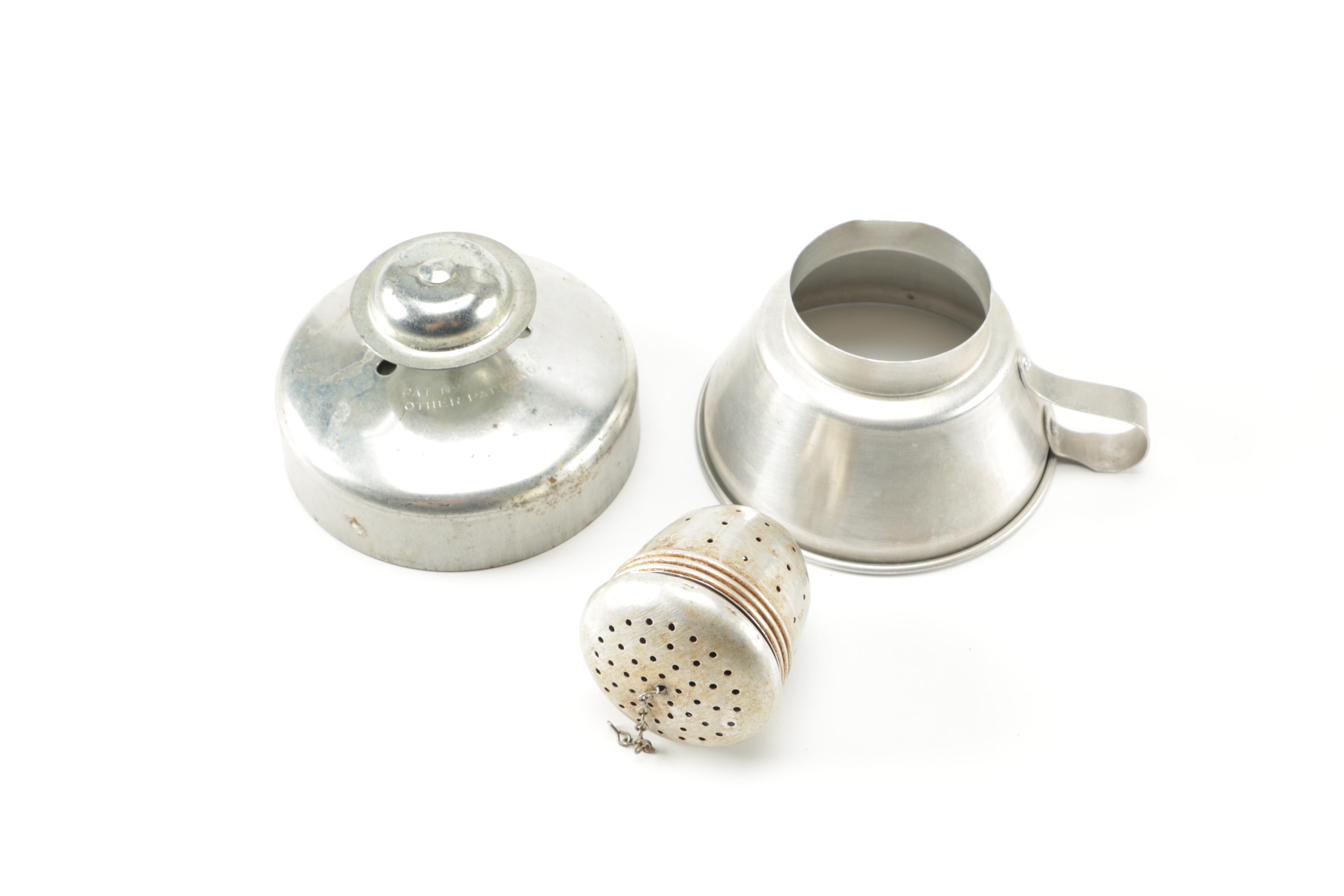 Vintage Kitchenalia Including Bake-King