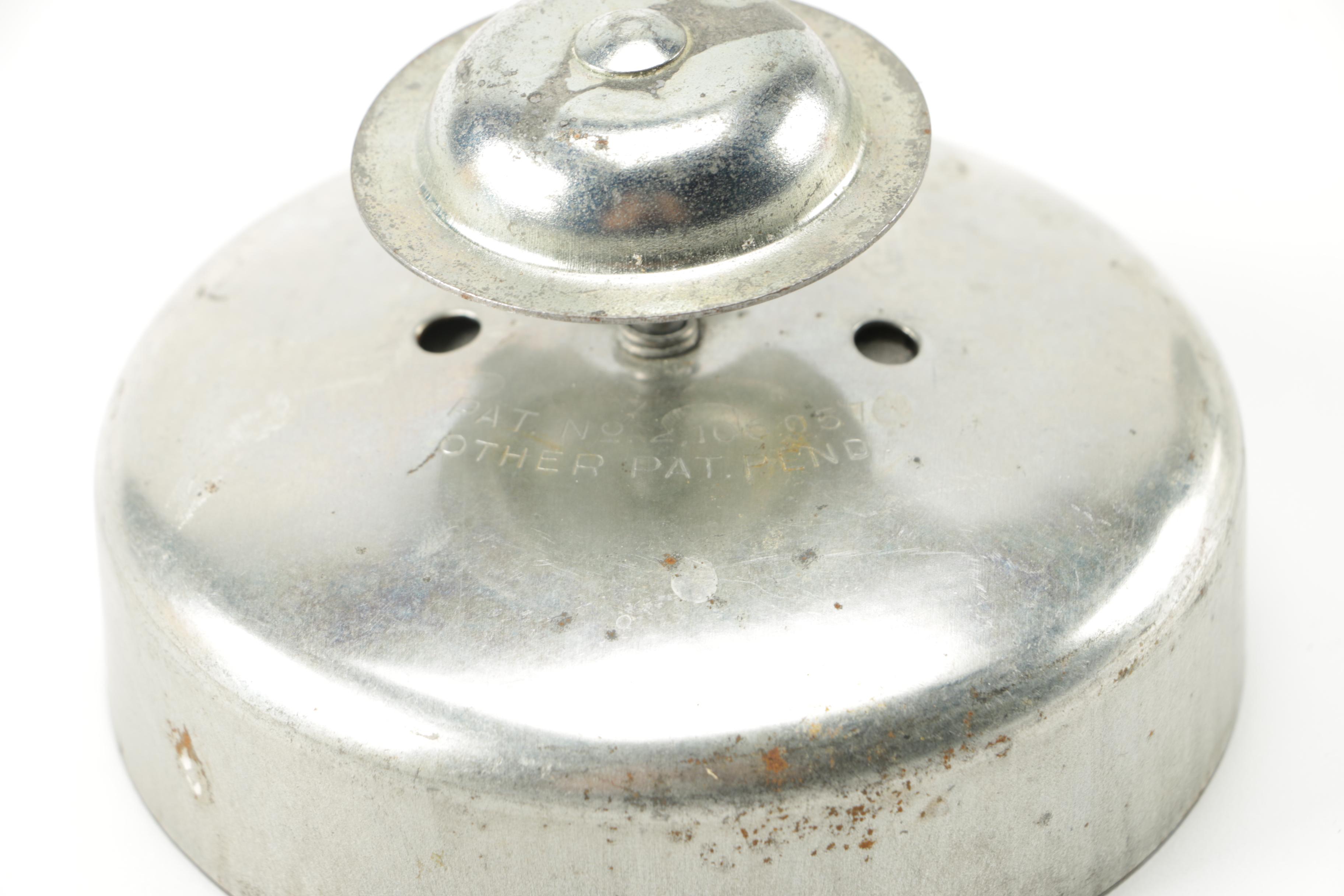 Vintage Kitchenalia Including Bake-King