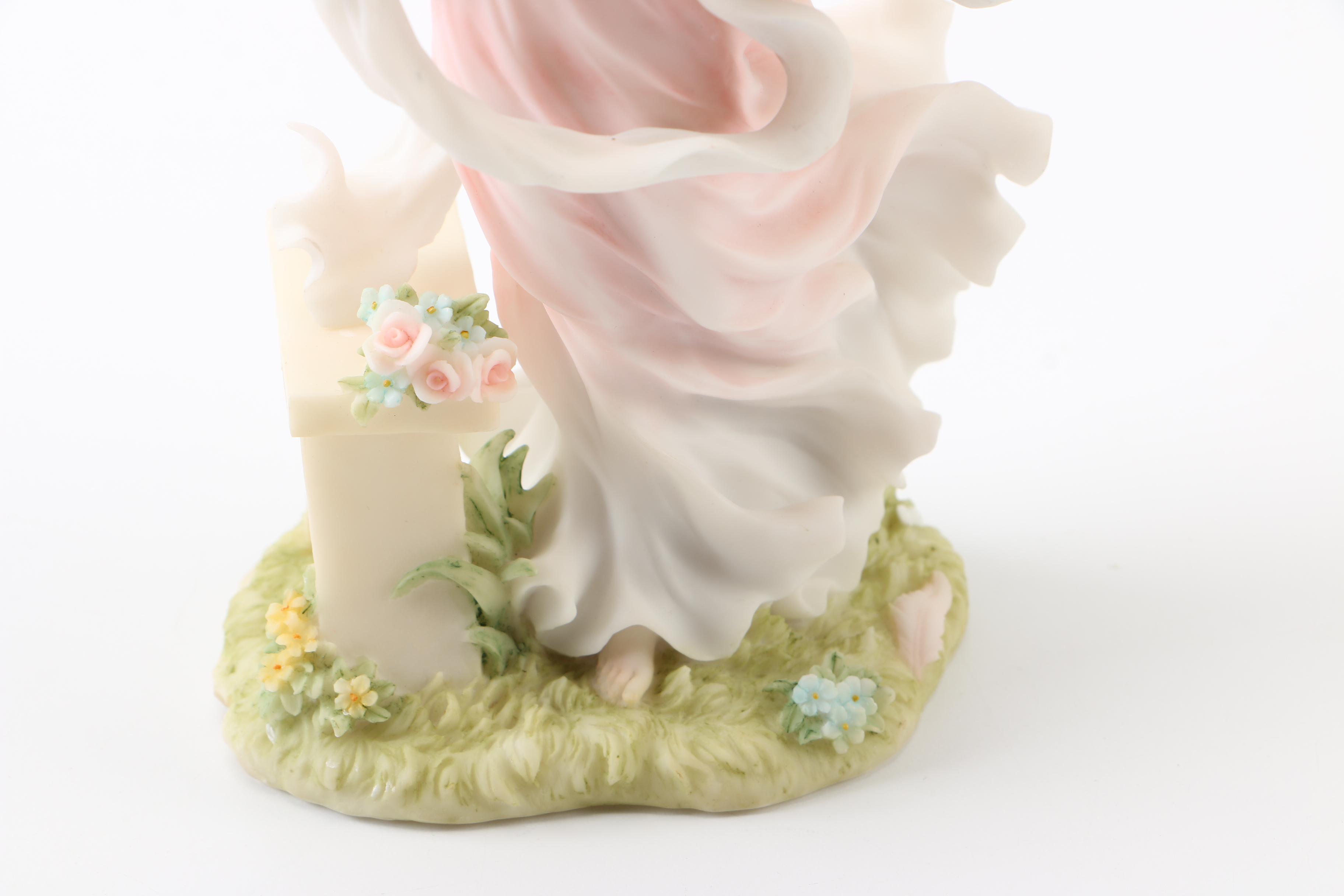 Seraphin Classics Angel Figurines