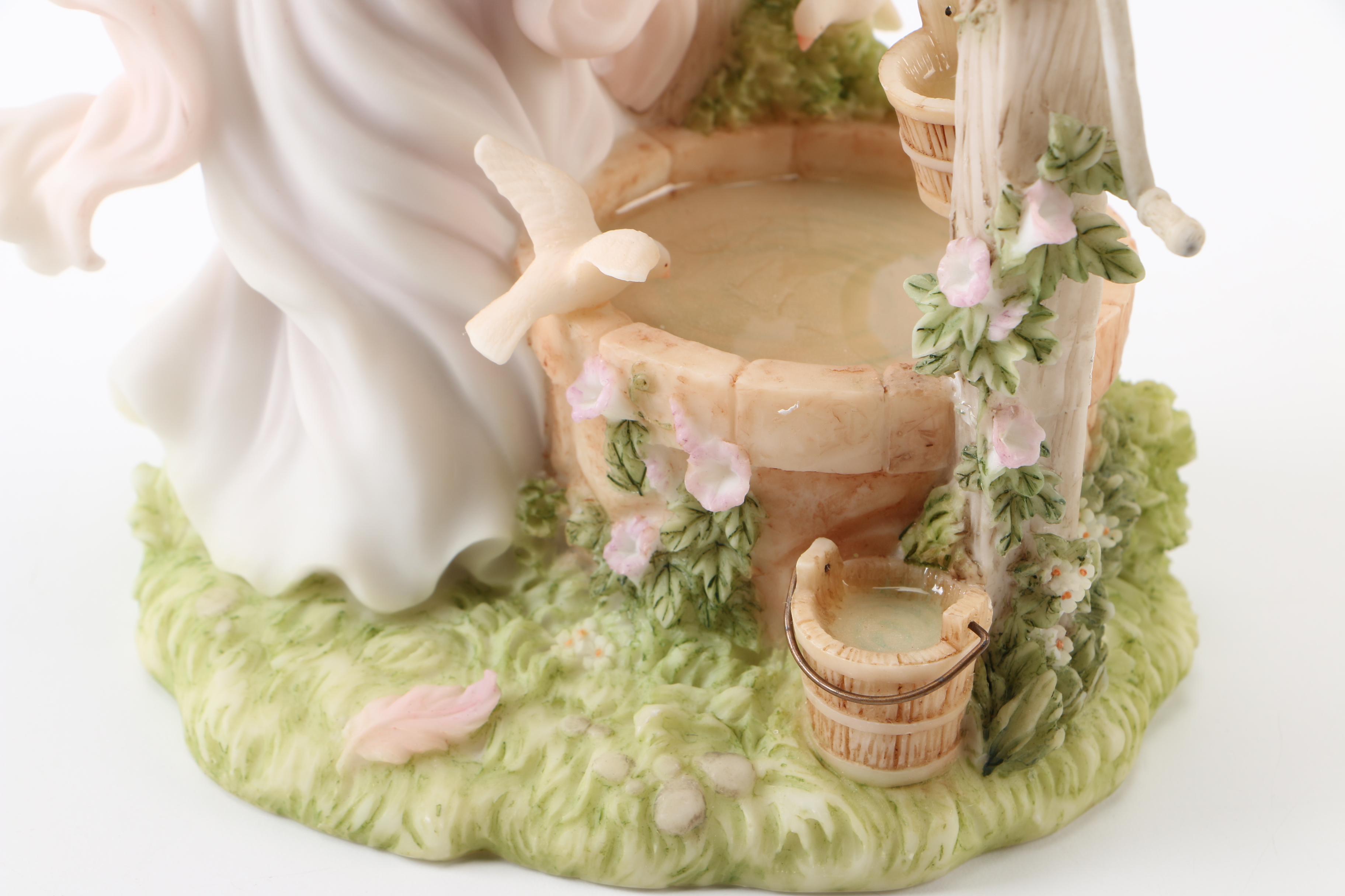 Seraphin Classics Angel Figurines