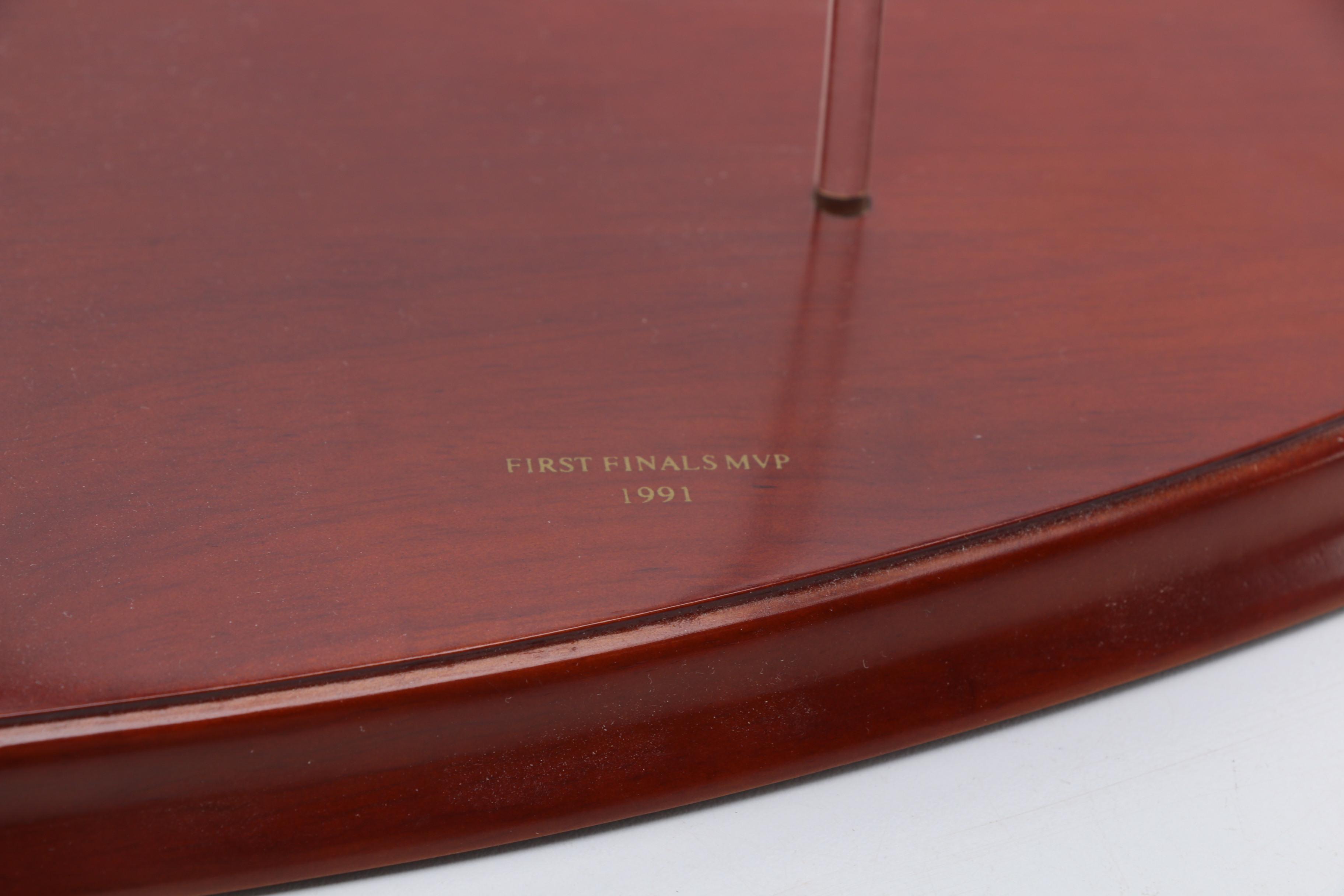 Michael Jordan Table Decor