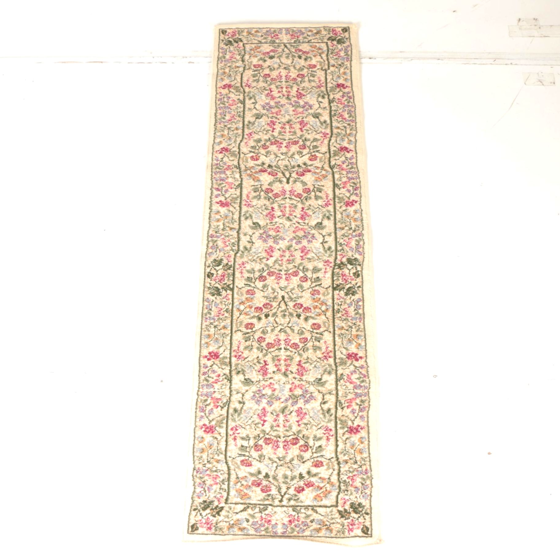 Power-Loomed Floral Runner