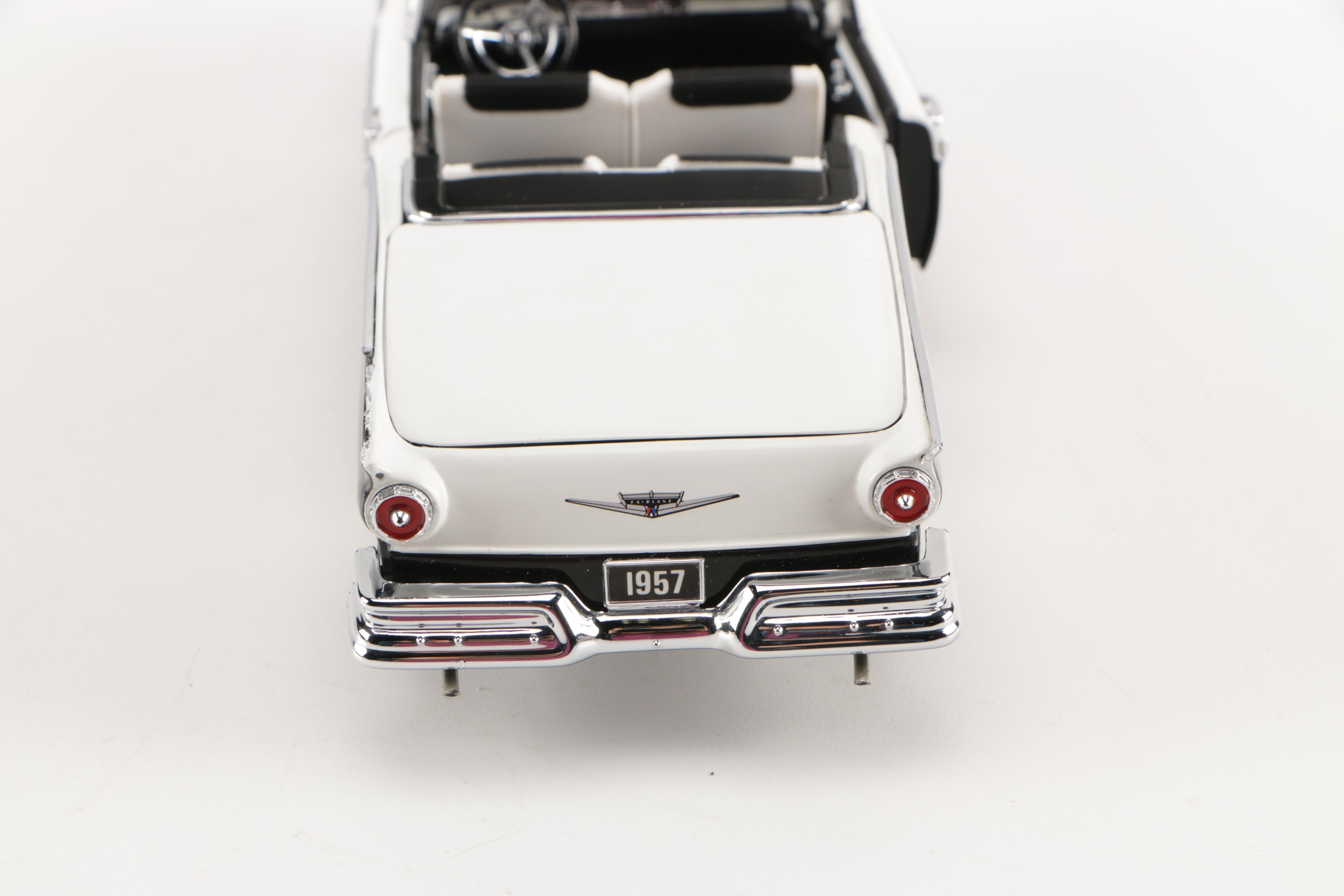 Danbury Mint Die-Cast Classic Car Replicas