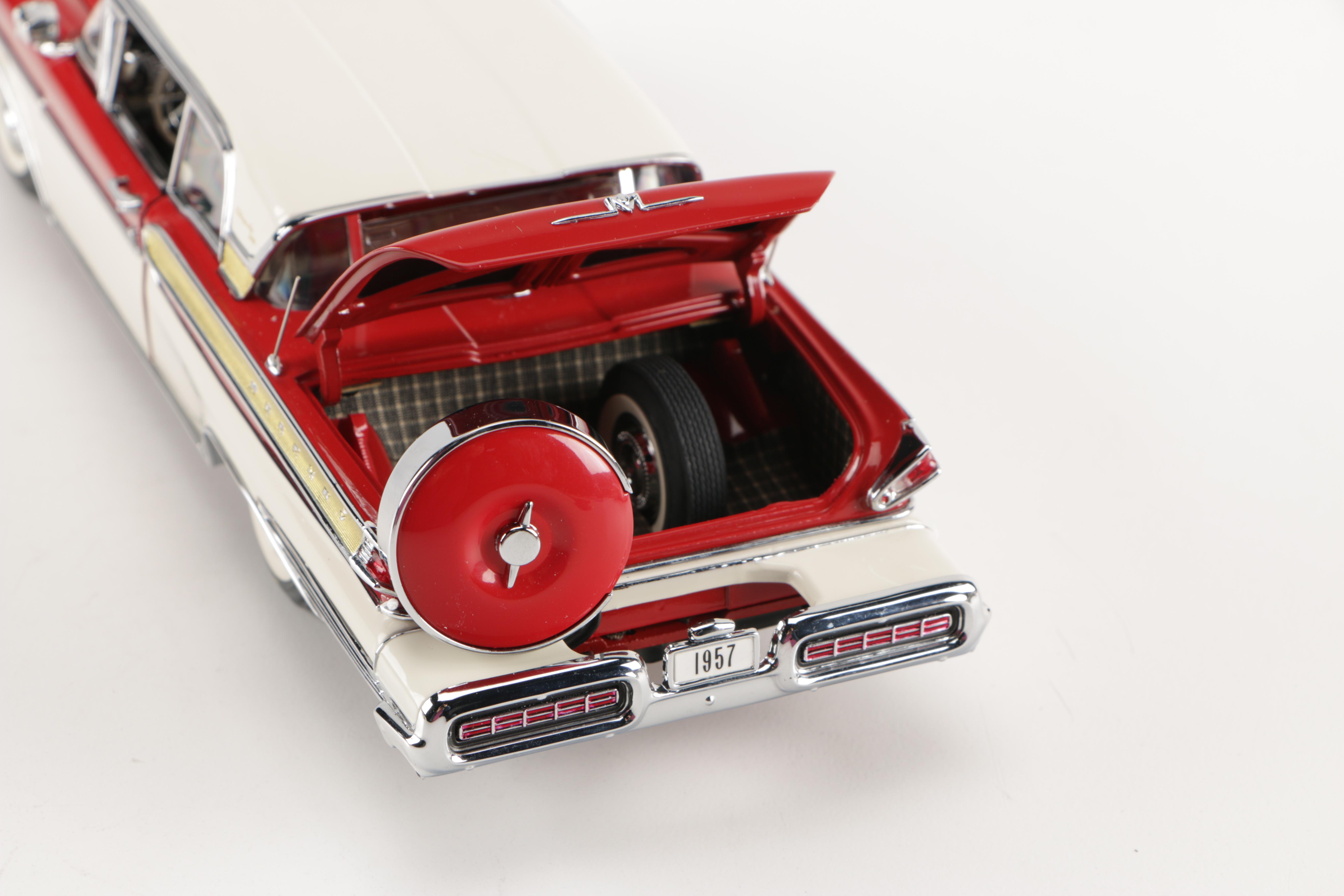 Danbury Mint Die-Cast Classic Car Replicas