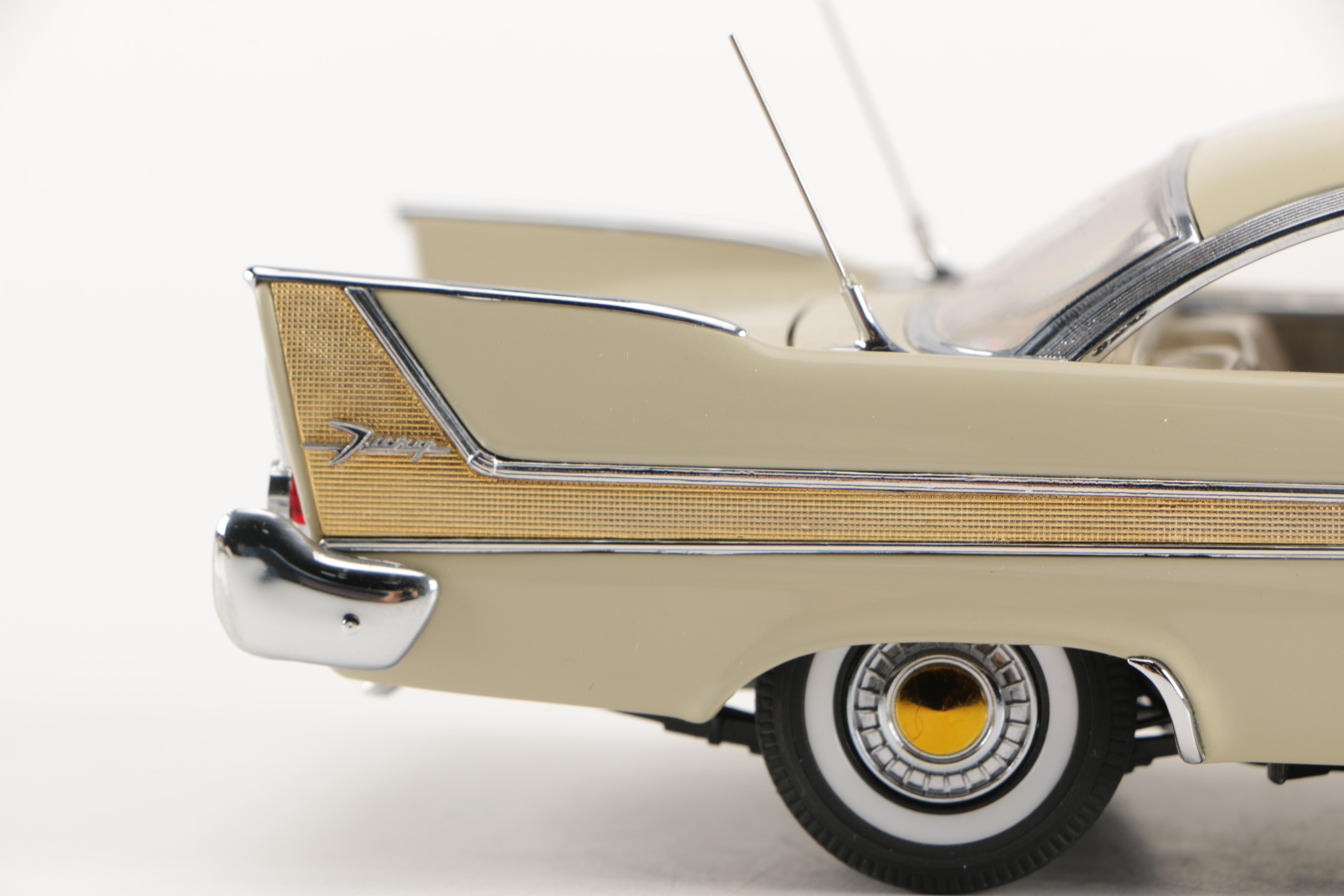 Danbury Mint Die-Cast Classic Car Replicas