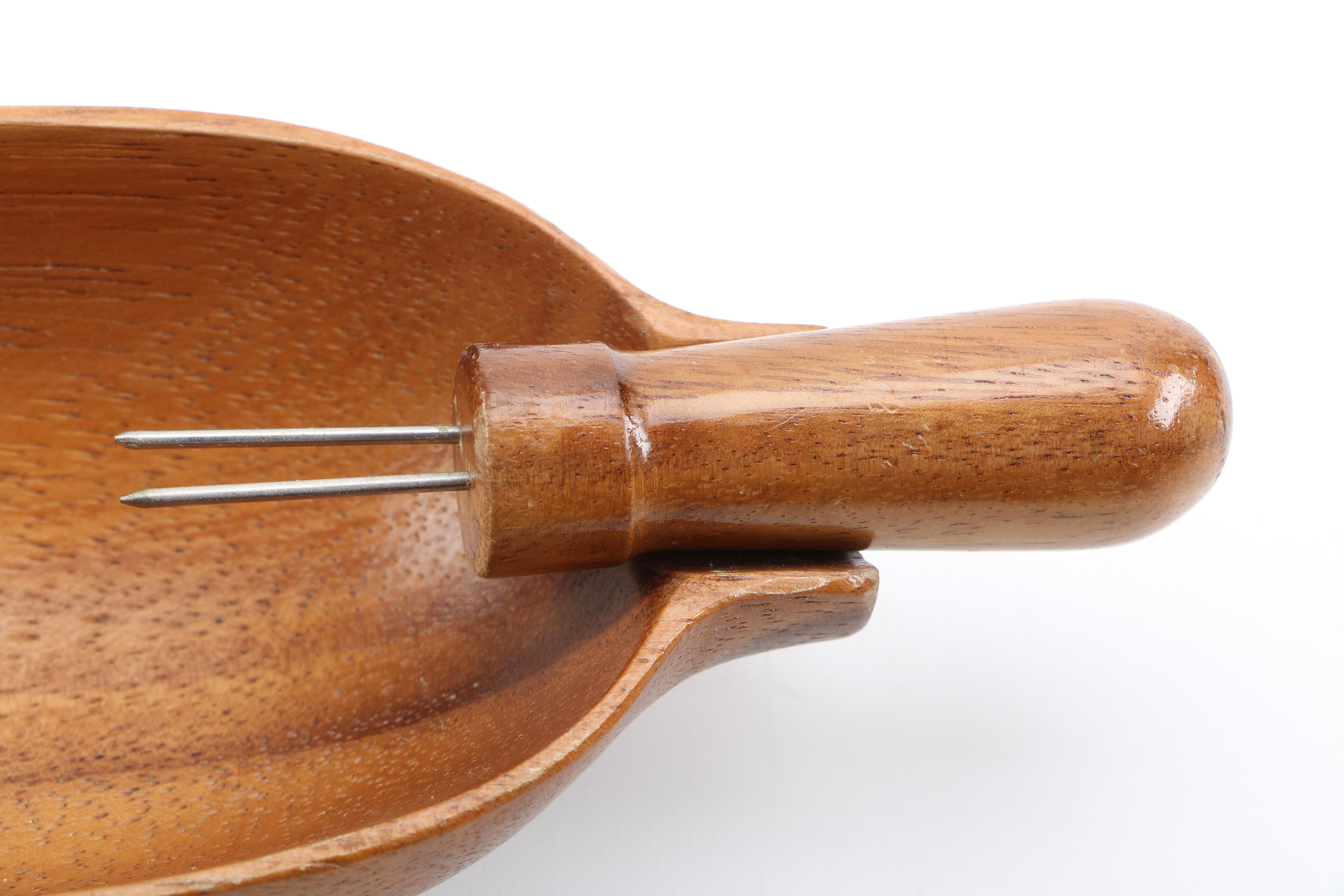 Wooden Corn Cob Dishes and Skewers