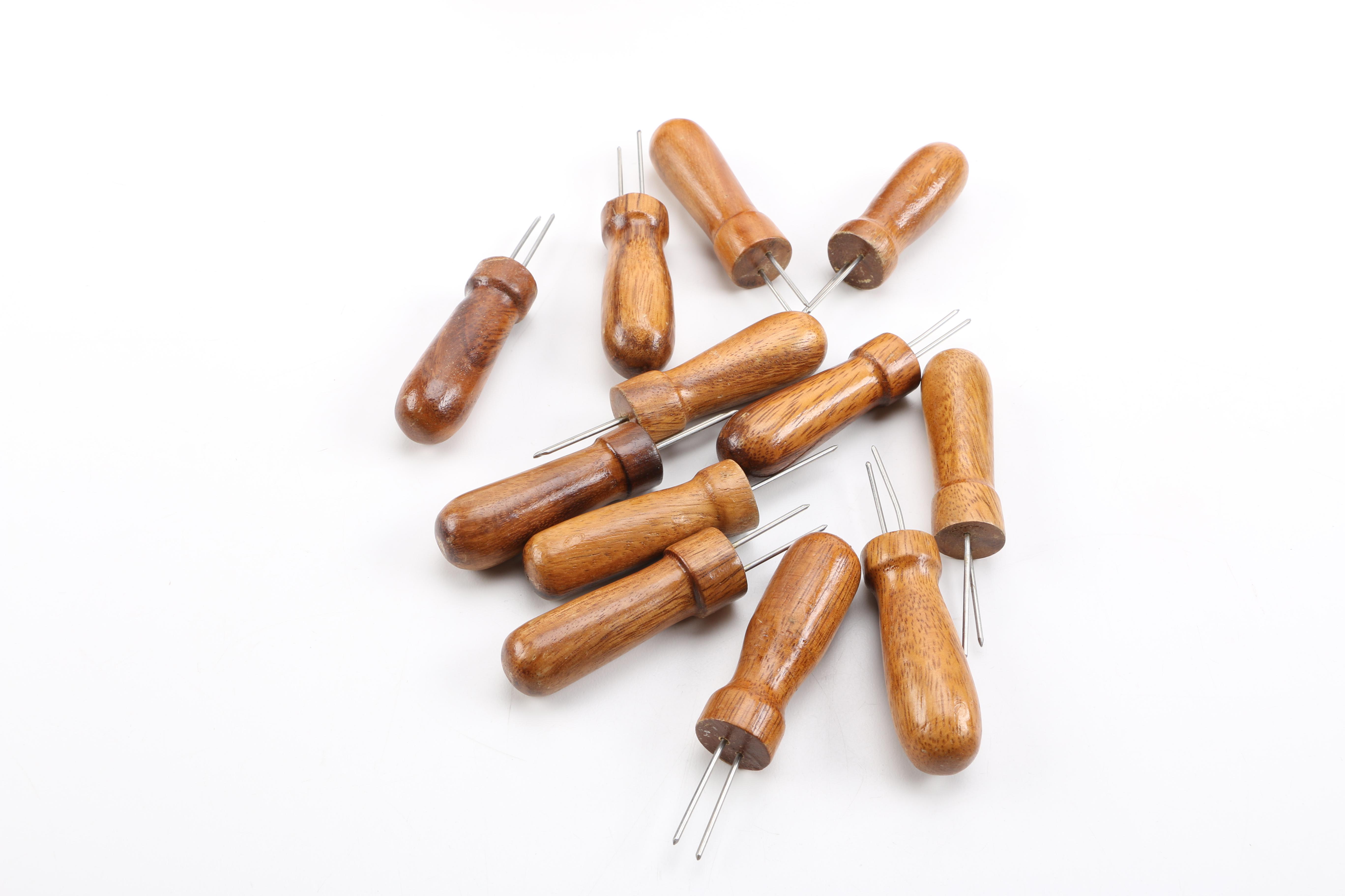 Wooden Corn Cob Dishes and Skewers