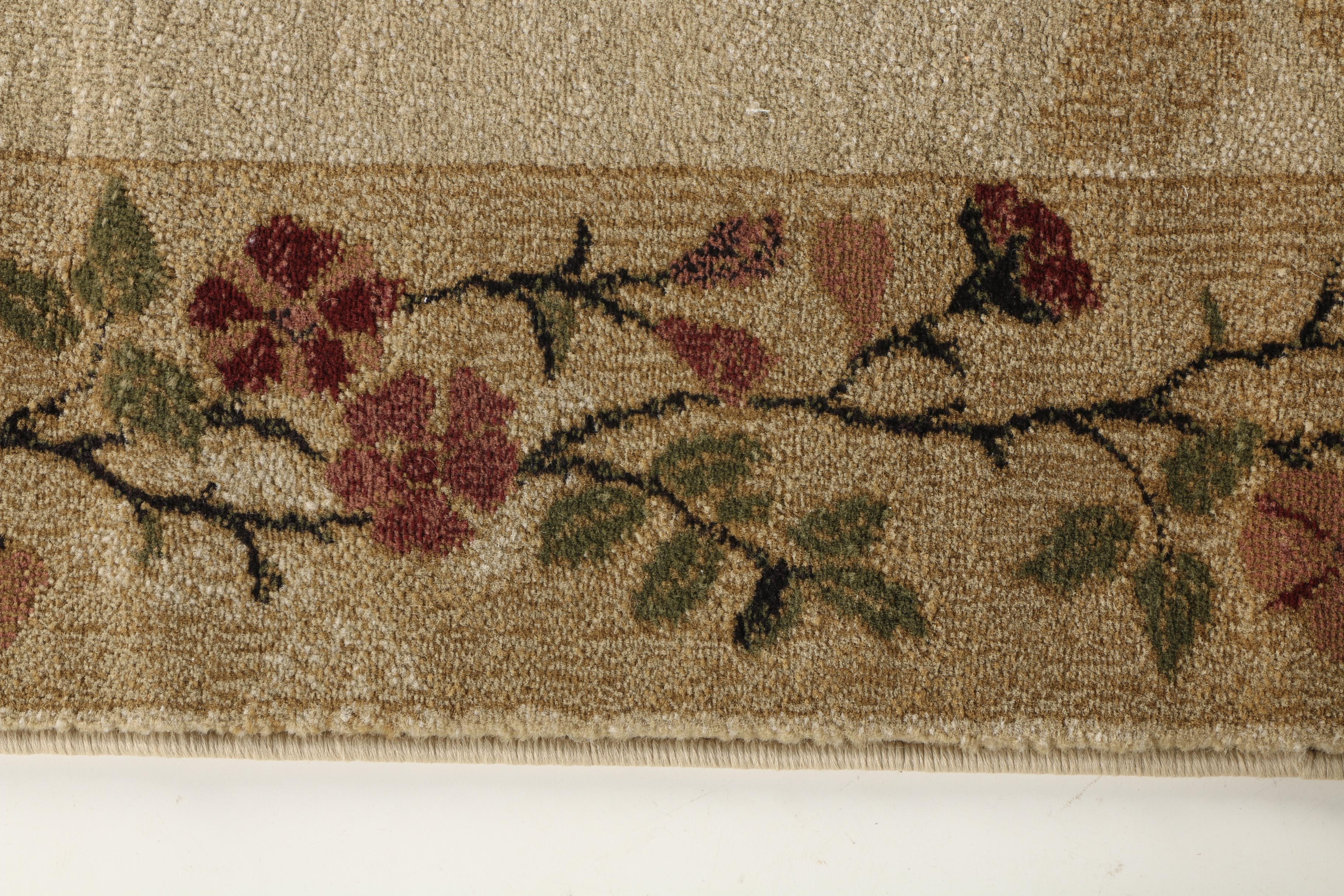 Power-Loomed Beaulieu "Juliet" Accent Rug