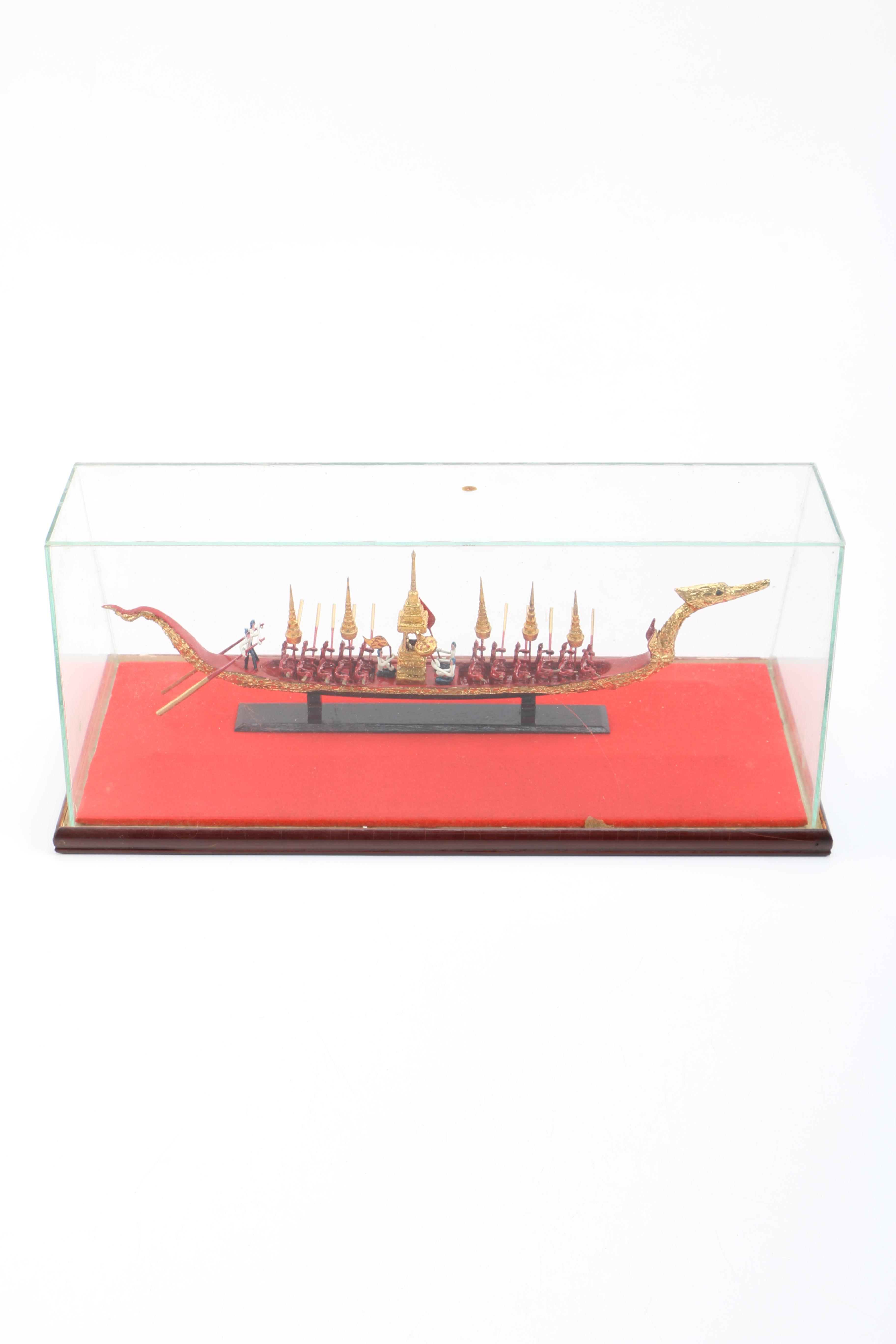 Racing Dragon Model Boat