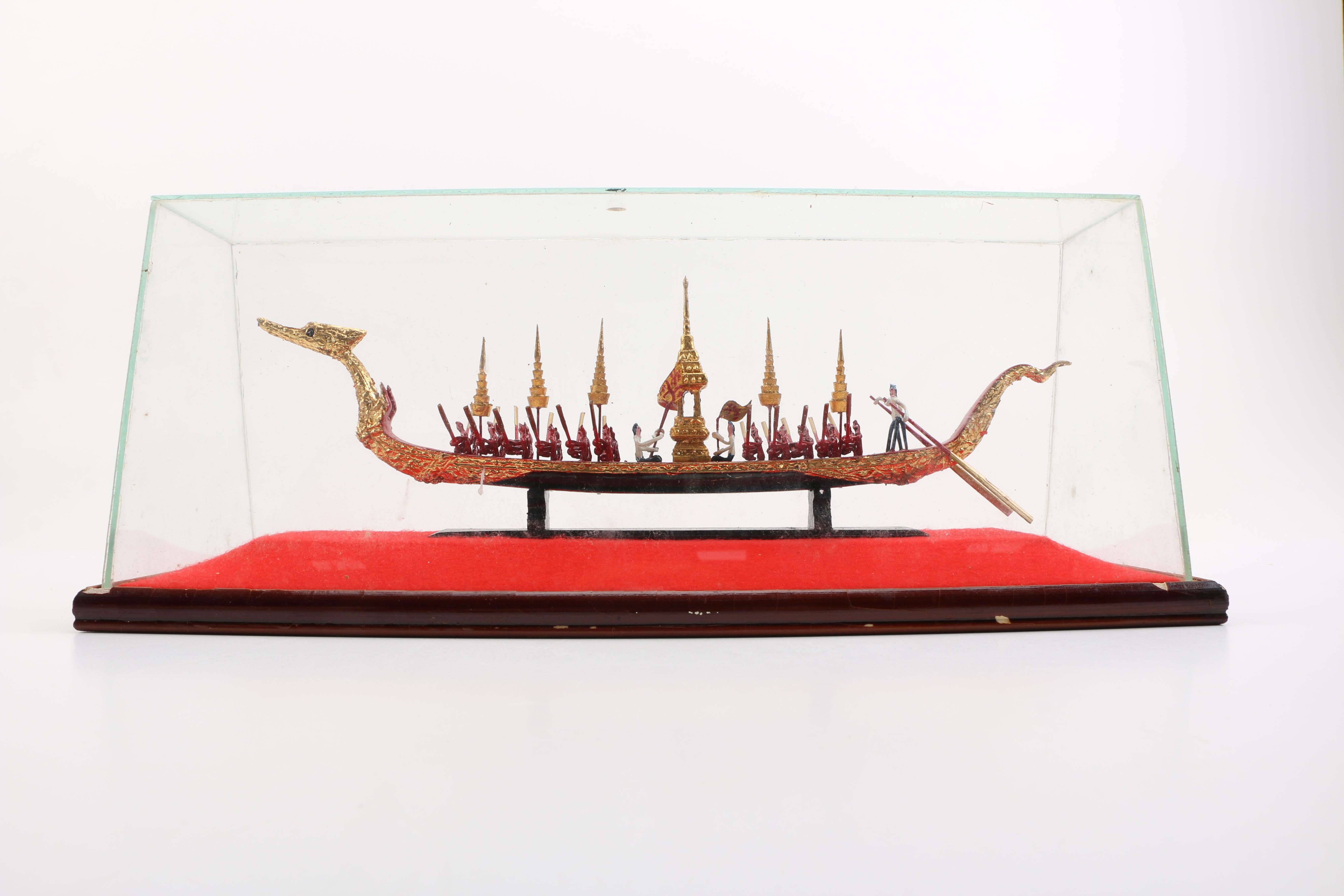 Racing Dragon Model Boat