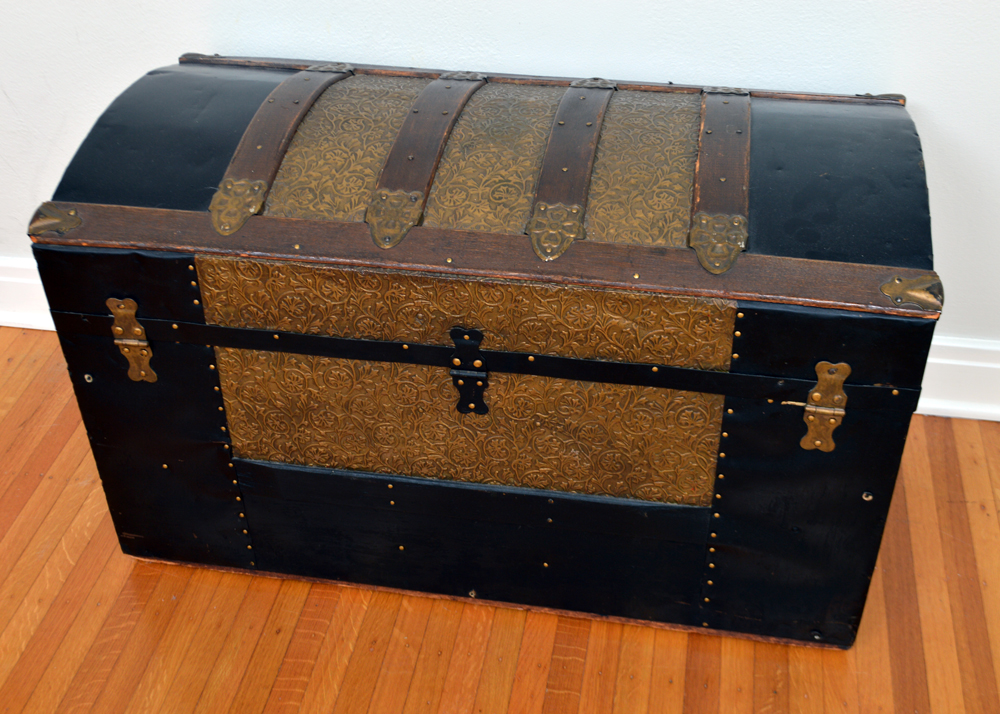 Vintage Steamer Trunk