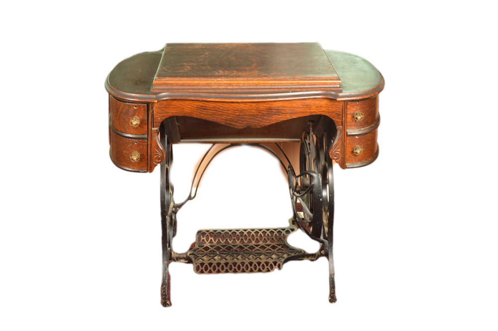 Eldredge Model "C" Sewing Machine in Tiger Oak Sewing Table