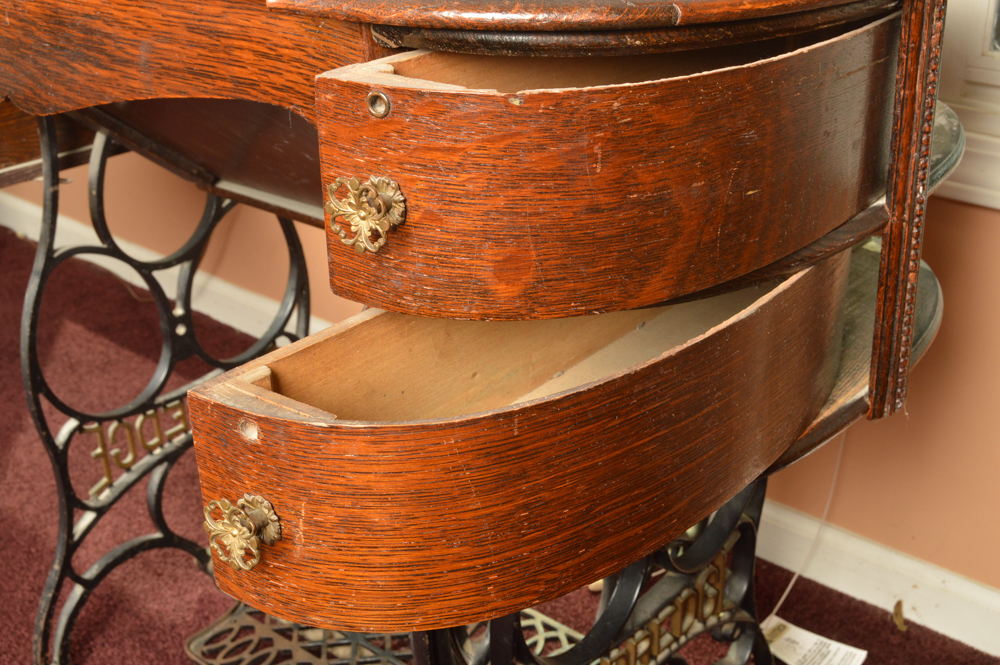 Eldredge Model "C" Sewing Machine in Tiger Oak Sewing Table