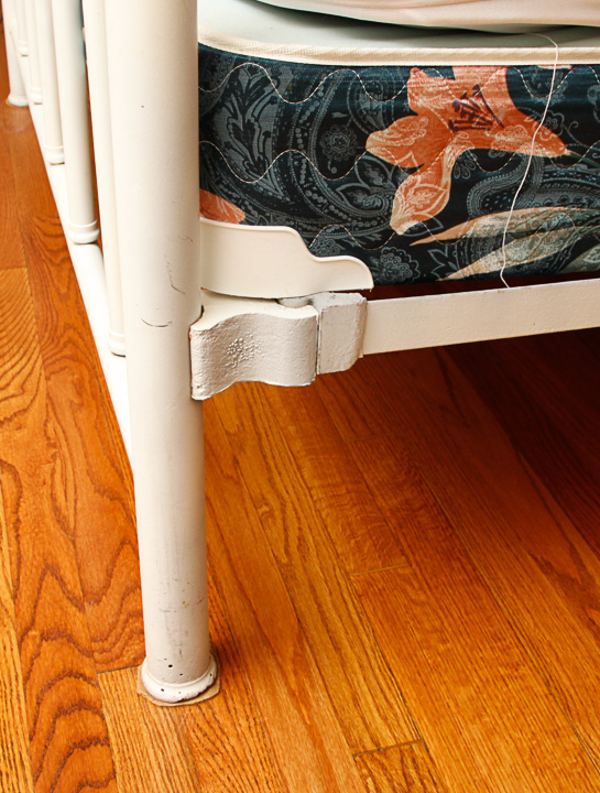 Full Size White Metal Bed