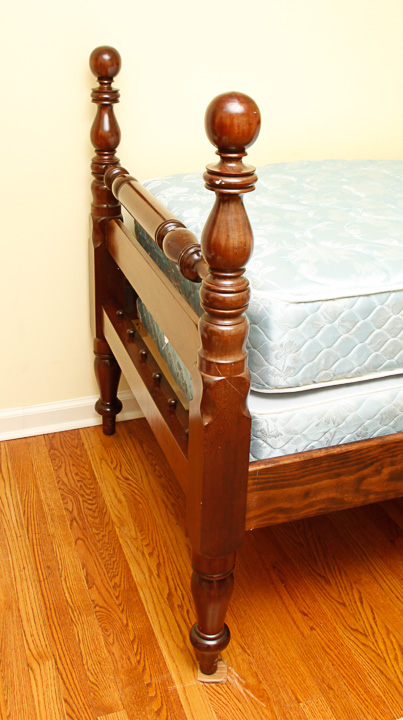 Twin Size Cannonball Bed