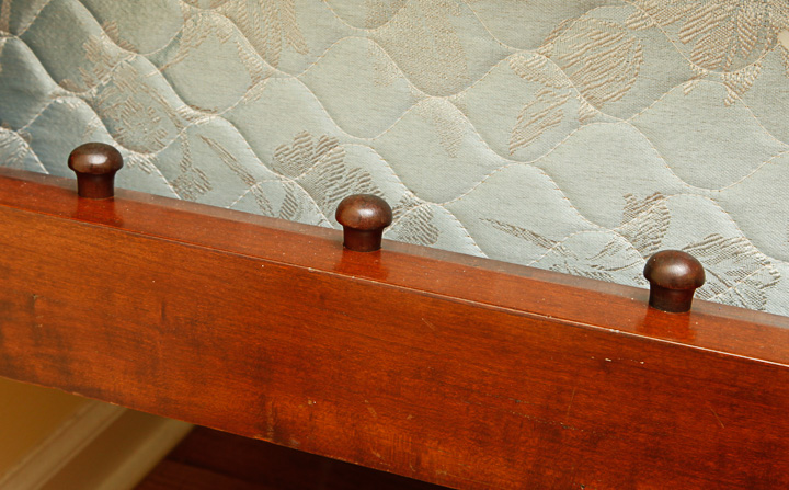 Twin Size Cannonball Bed