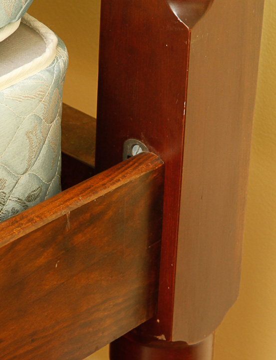 Twin Size Cannonball Bed