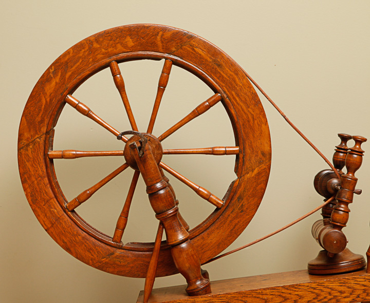 Vintage Oak Spinning Wheel
